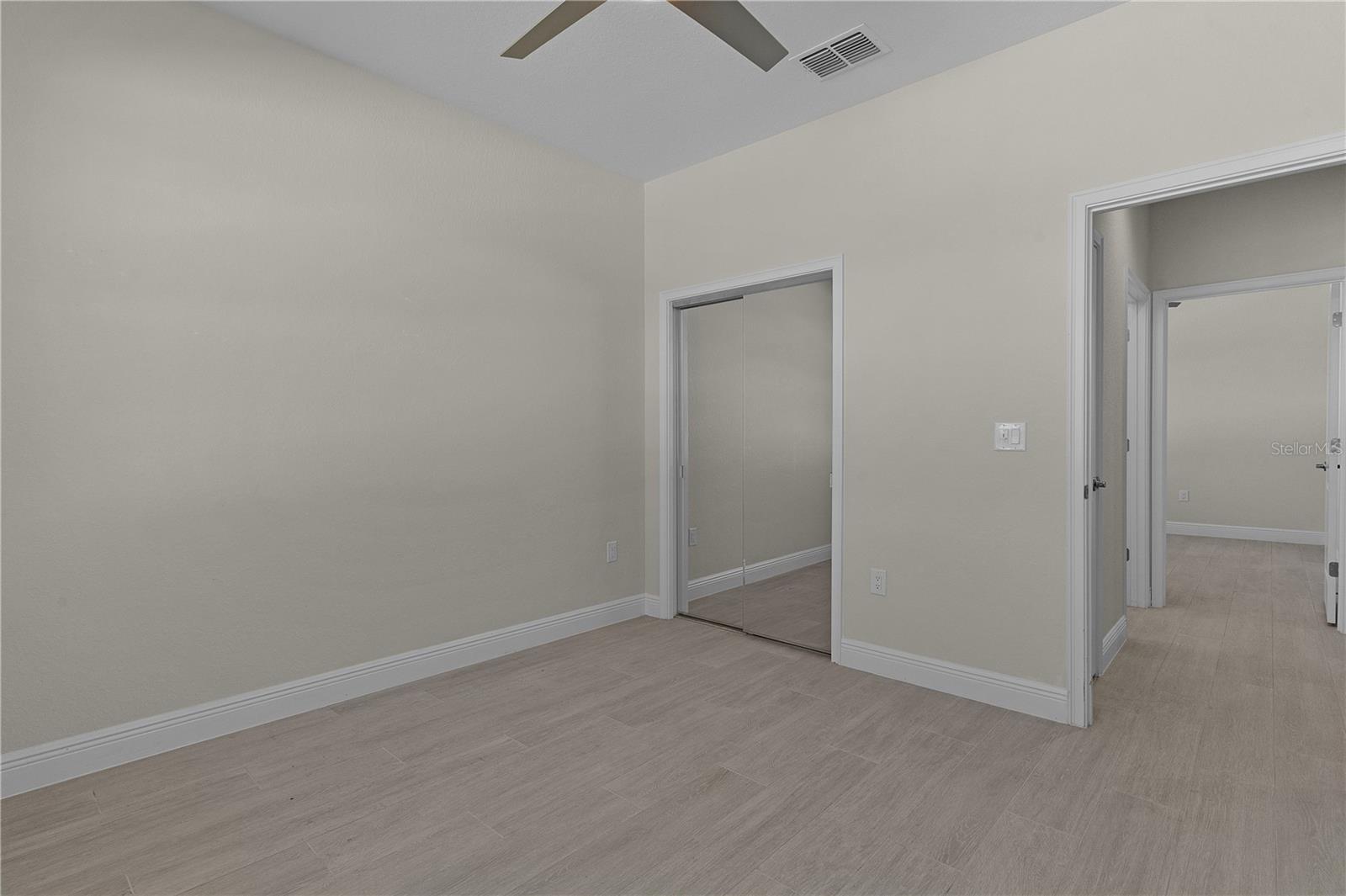 Image 22 of 42 For 12624 49th Drive