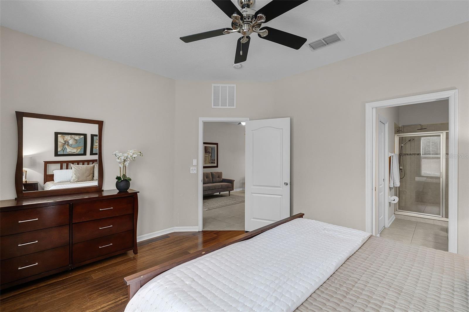 Image 10 of 32 For 14430 Desert Haven Street 4302