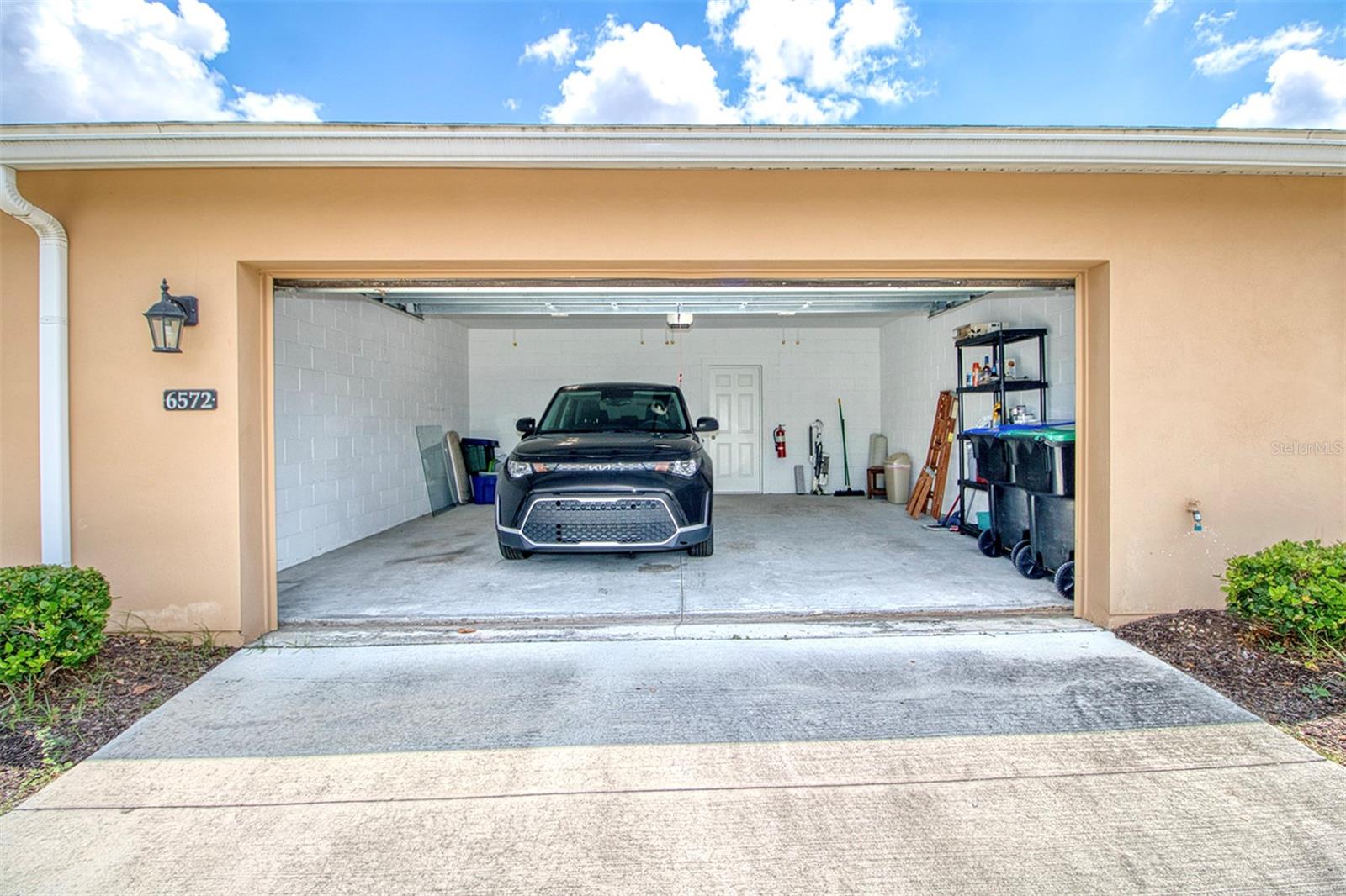 Image 36 of 42 For 6572 Calamondin Drive