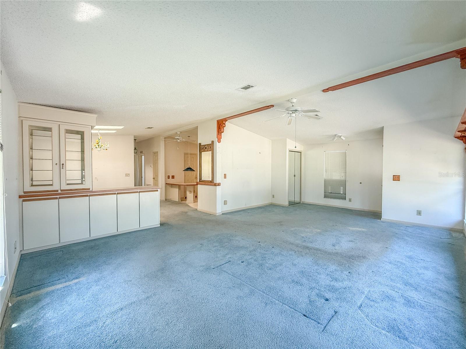 Image 4 of 18 For 608 Saint Andrews Boulevard