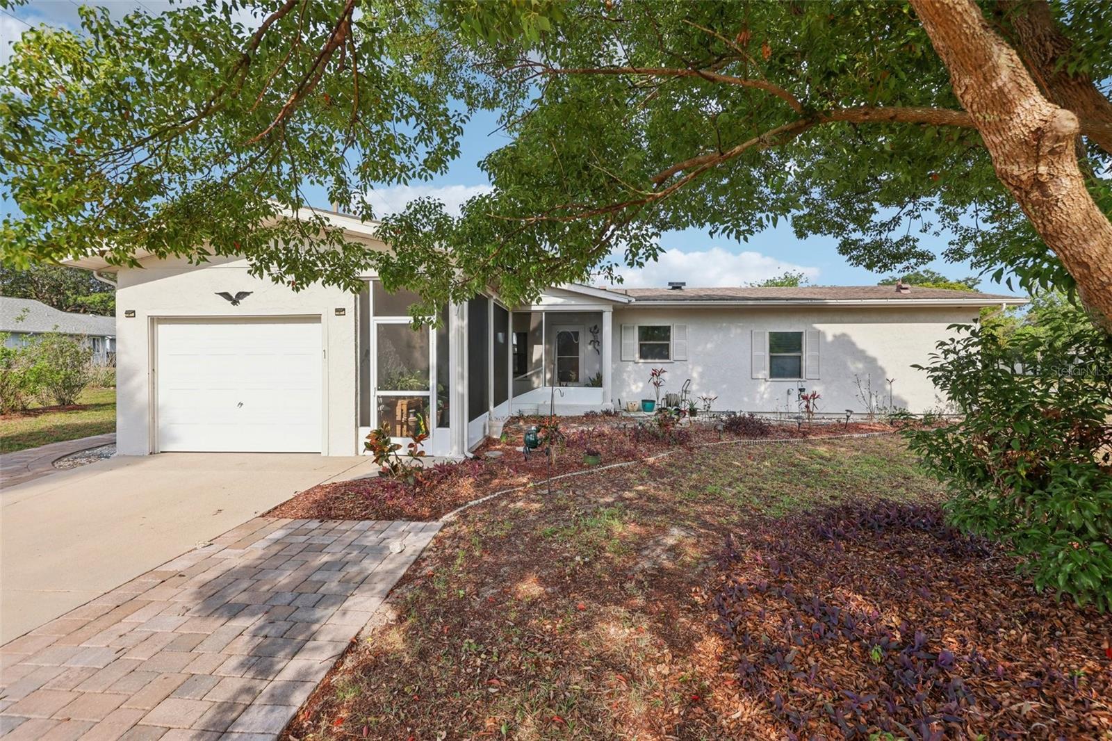 Details for 1 Aberdeen Circle, LEESBURG, FL 34788