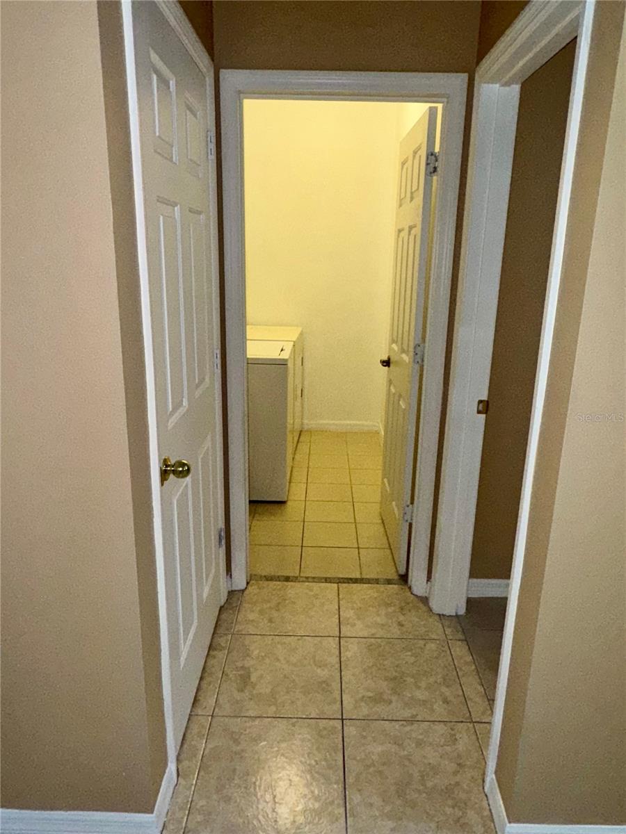 Image 6 of 23 For 3107 Sun Lake Court A