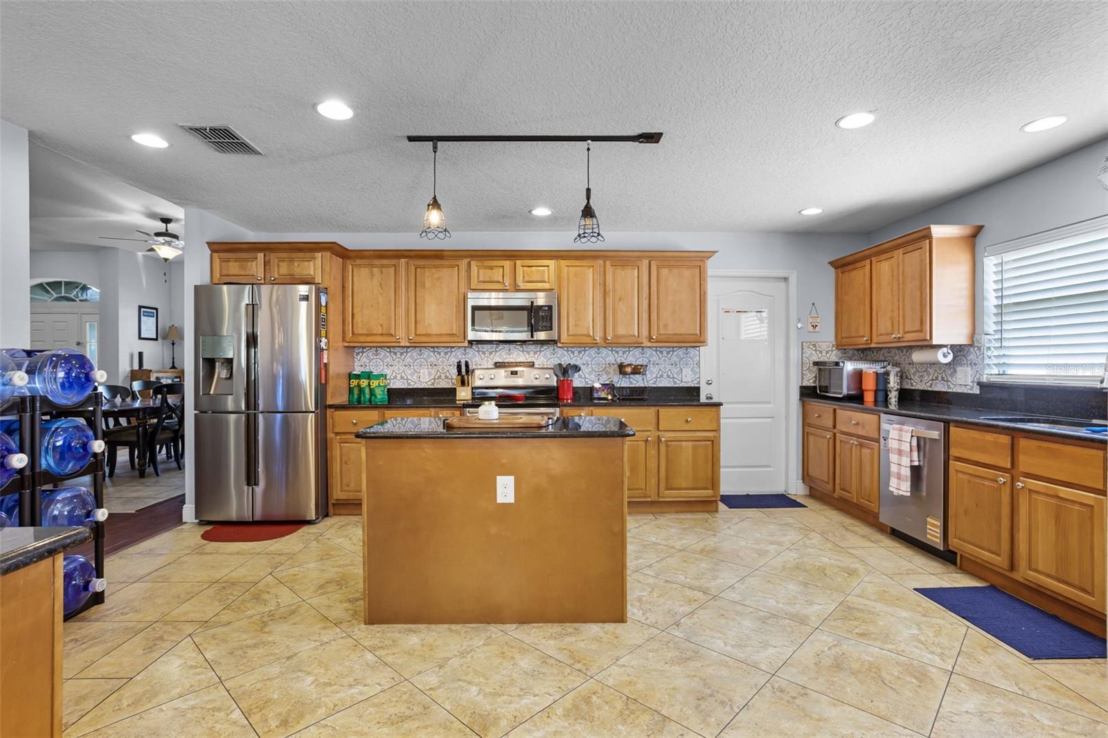 Image 11 of 29 For 11126 Oakshore Lane