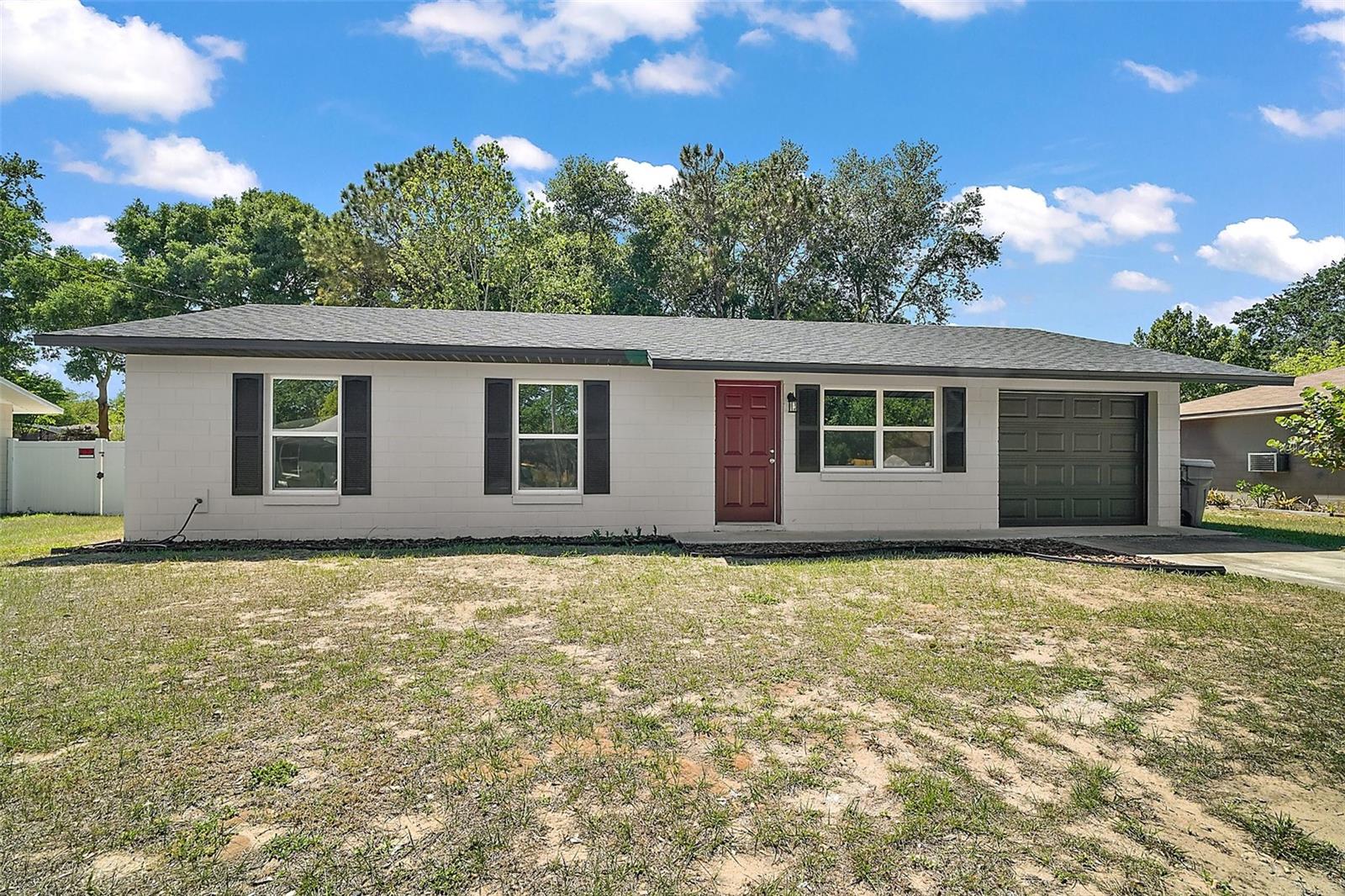 Details for 525 Oak Drive, TAVARES, FL 32778