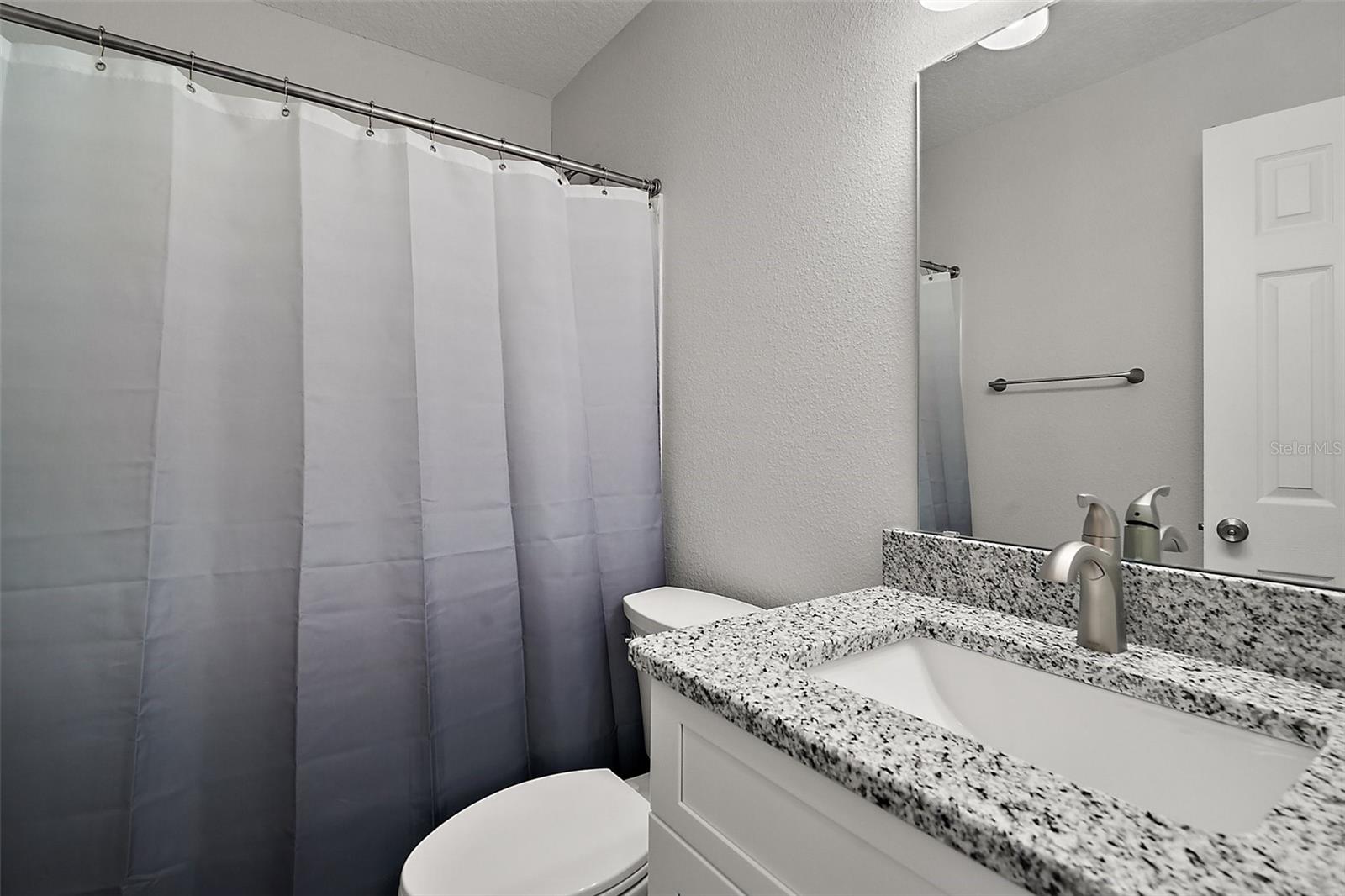 Image 24 of 24 For 525 Oak Drive