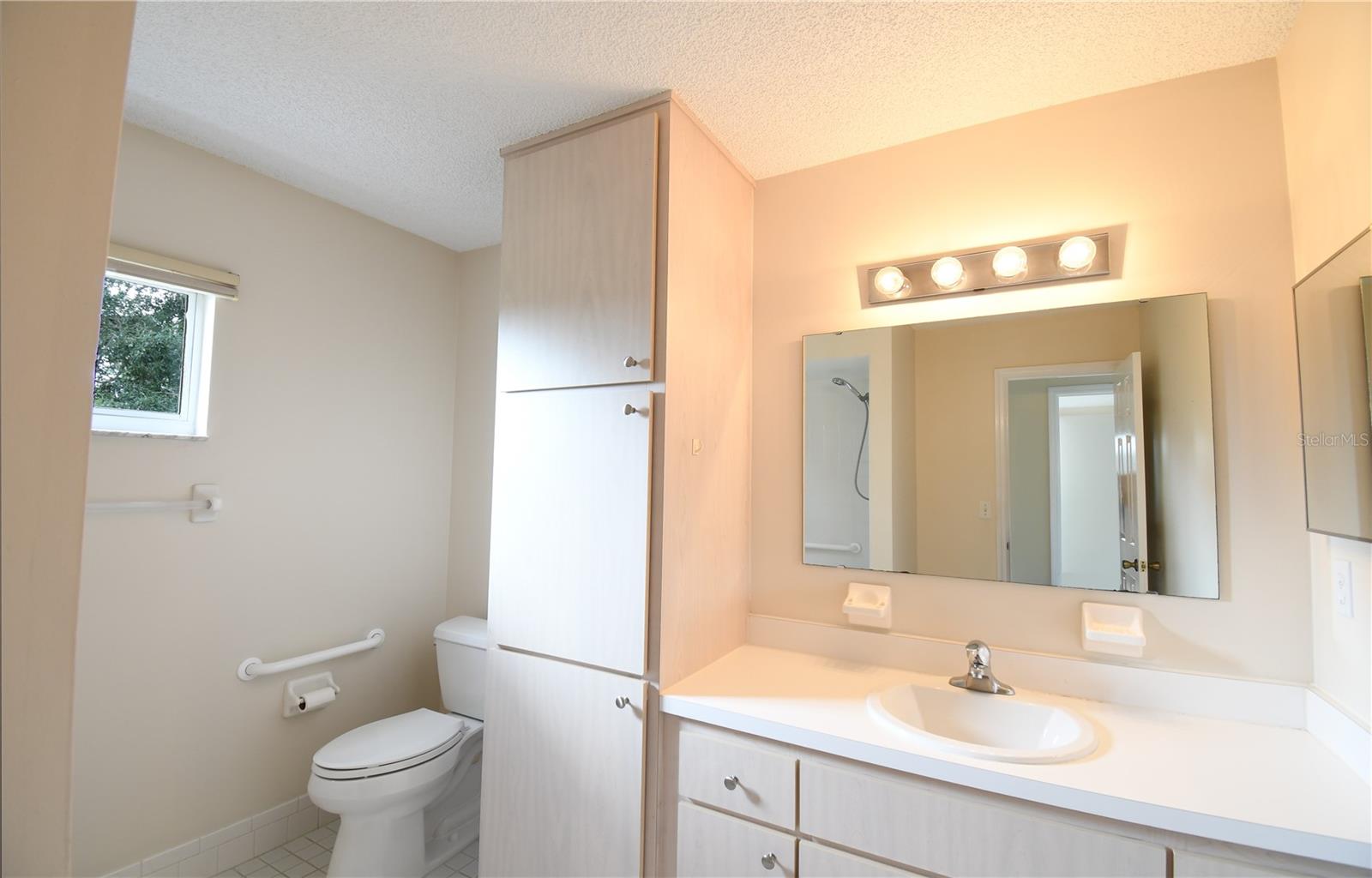Image 16 of 17 For 10442 179th Place