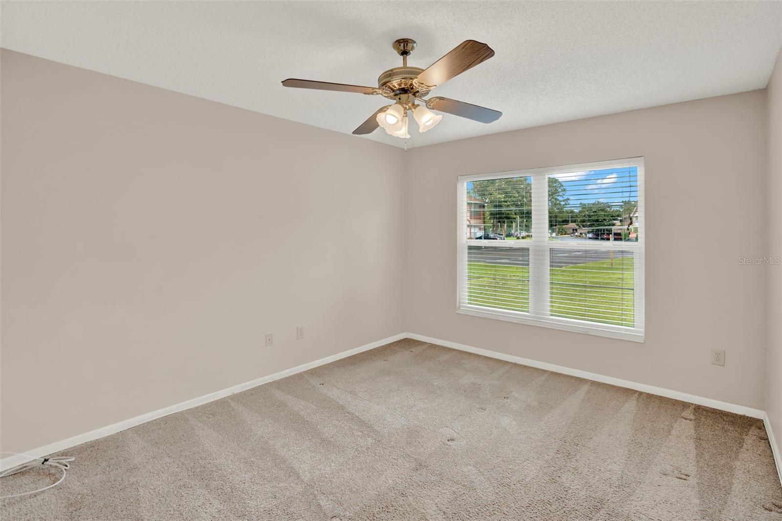 Image 13 of 24 For 4804 Myrtle Oak Drive 11