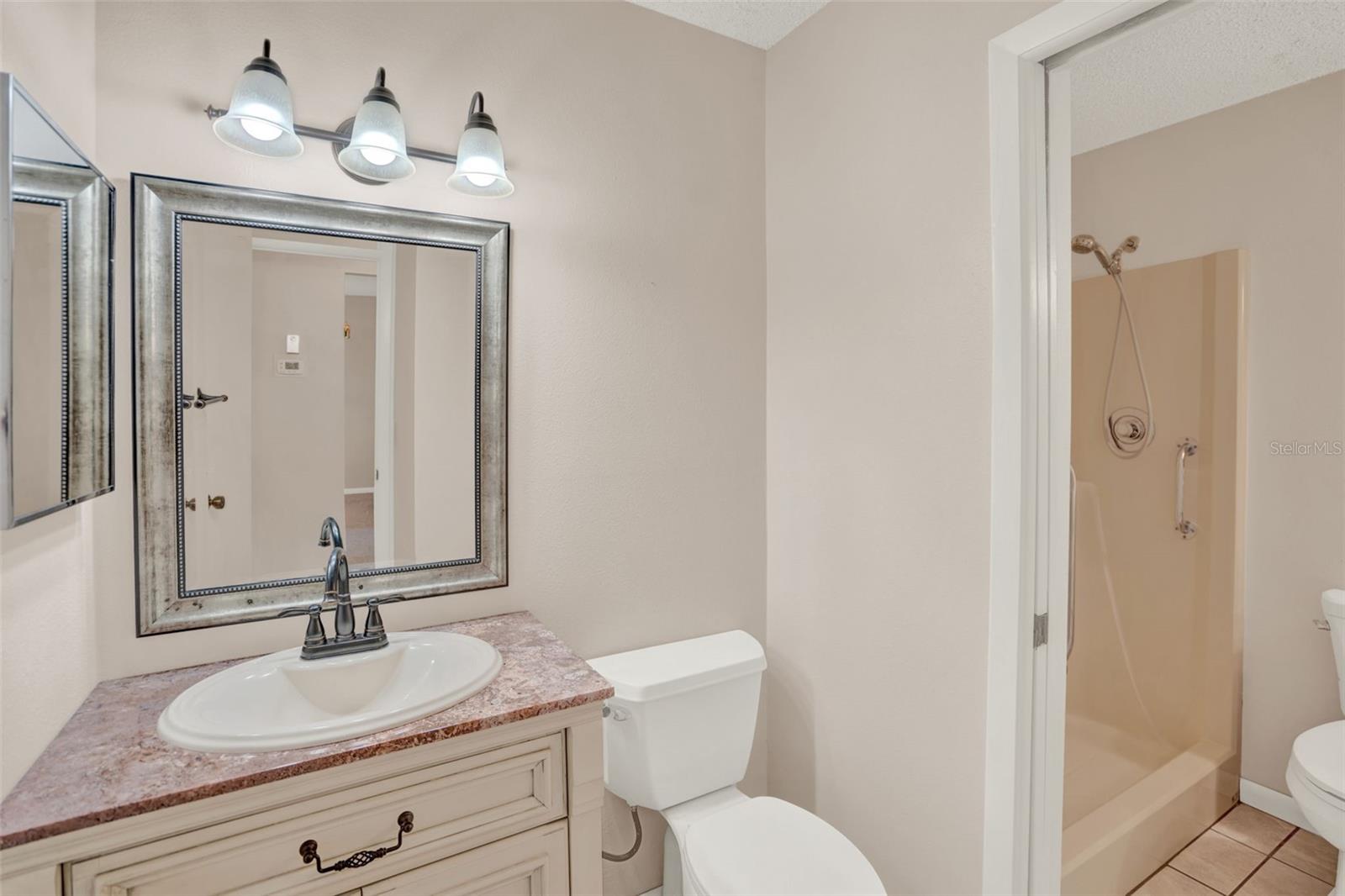 Image 16 of 24 For 4804 Myrtle Oak Drive 11