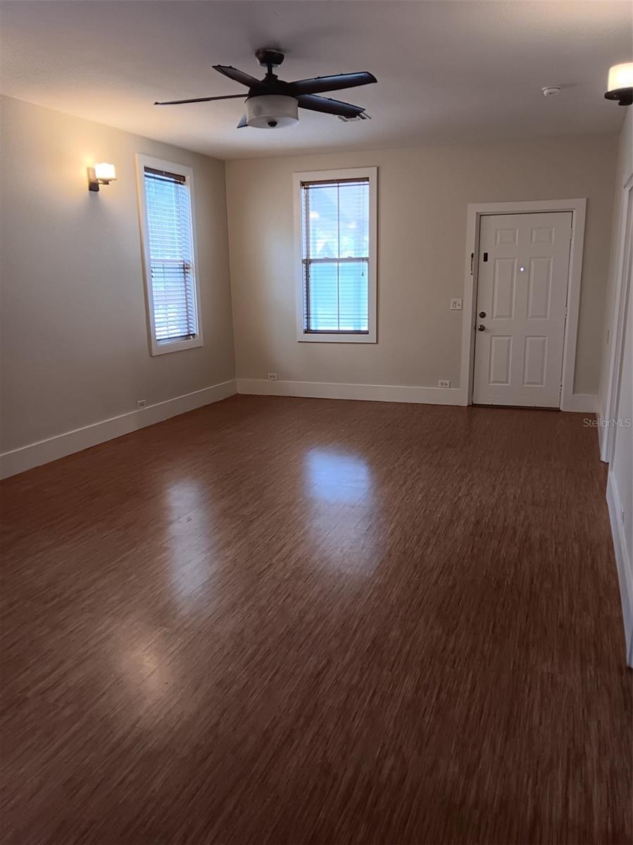 Image 4 of 8 For 801 Citrus Avenue