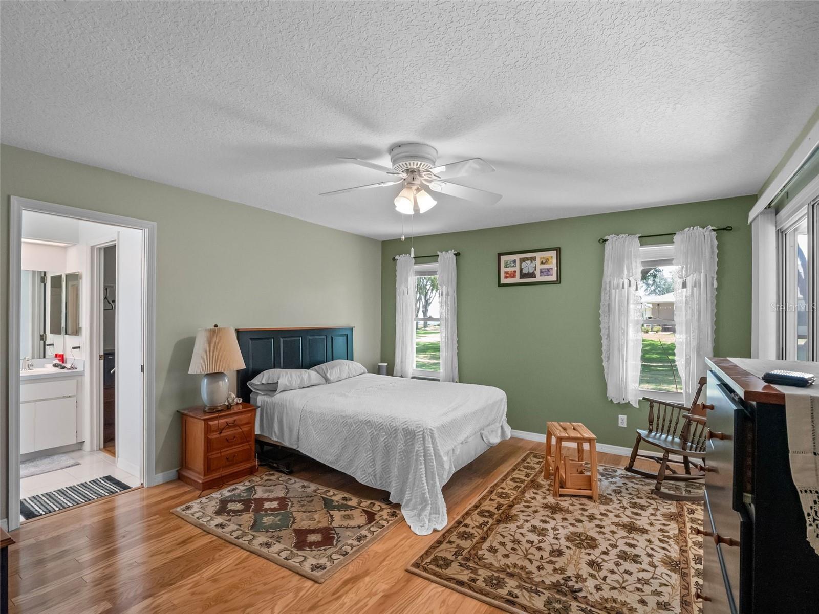 Image 14 of 64 For 5712 Connors Street