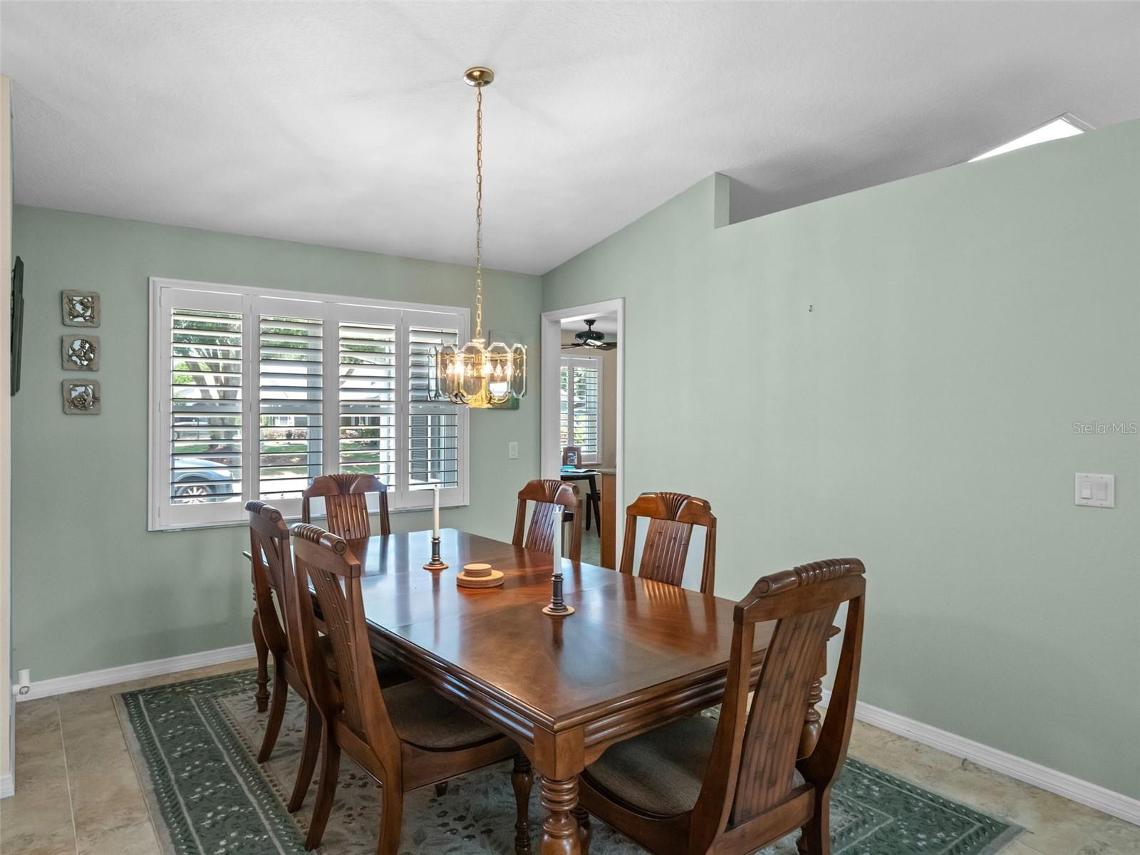 Image 7 of 64 For 5712 Connors Street