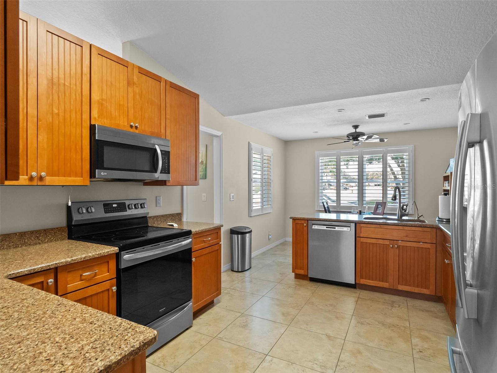 Image 8 of 64 For 5712 Connors Street