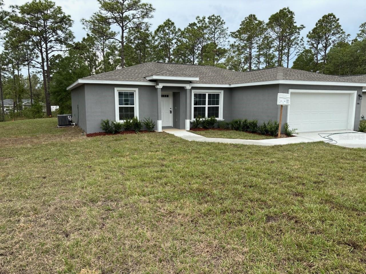 Image 4 of 32 For 9396 Pineview Way