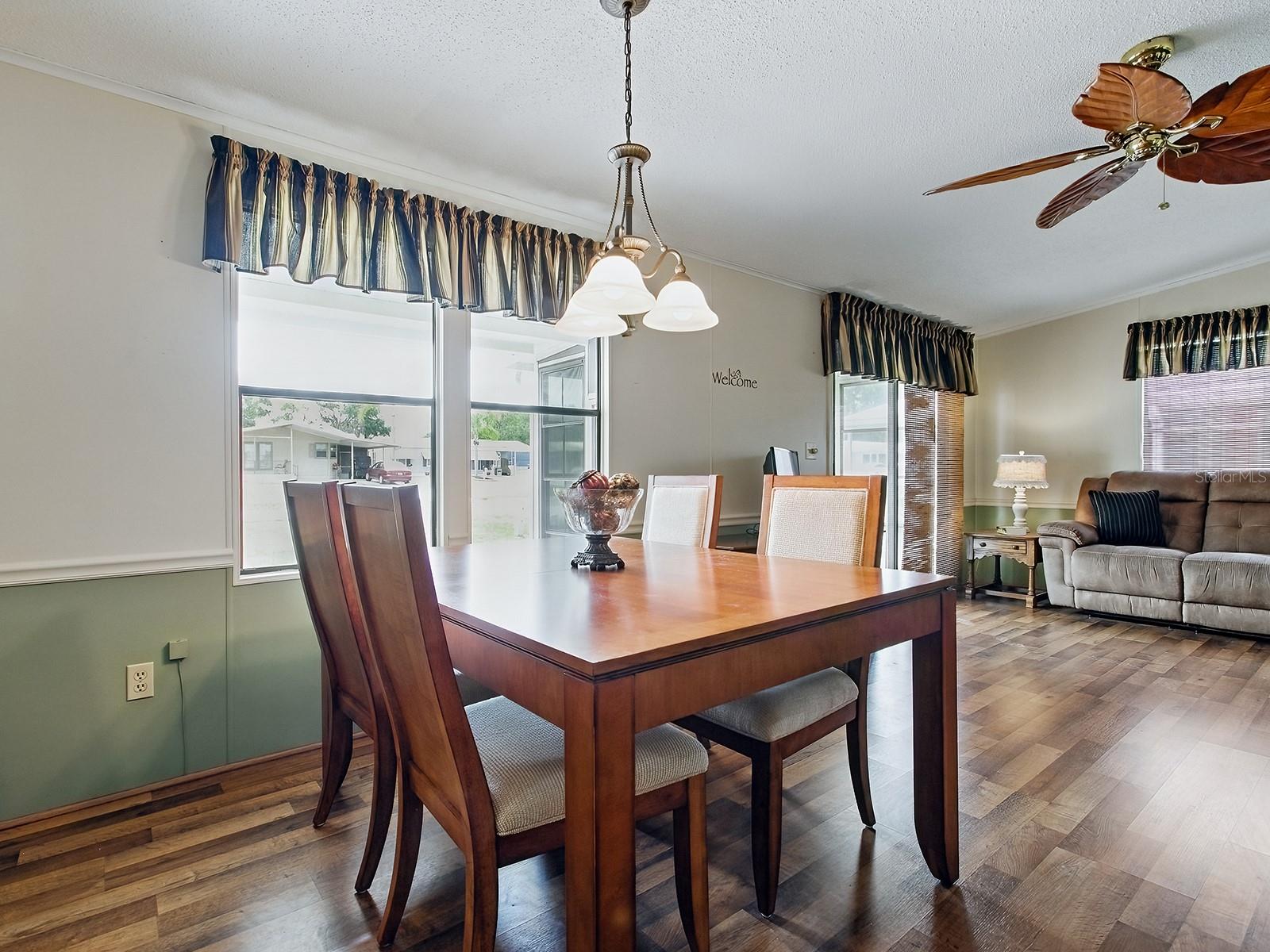 Image 11 of 36 For 32521 Golf Court