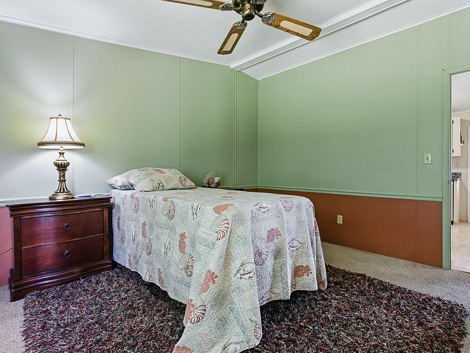 Image 18 of 36 For 32521 Golf Court