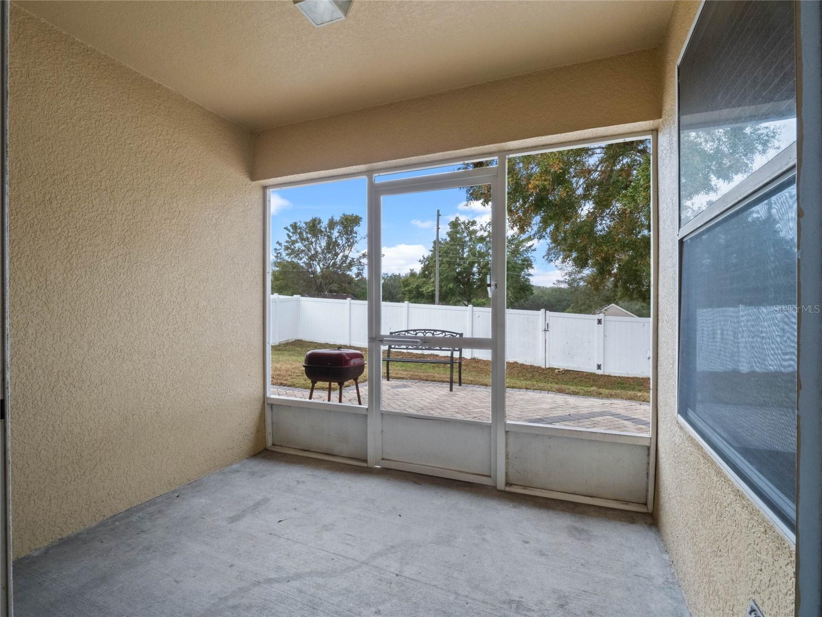 Image 3 of 11 For 847 Cumberland Circle