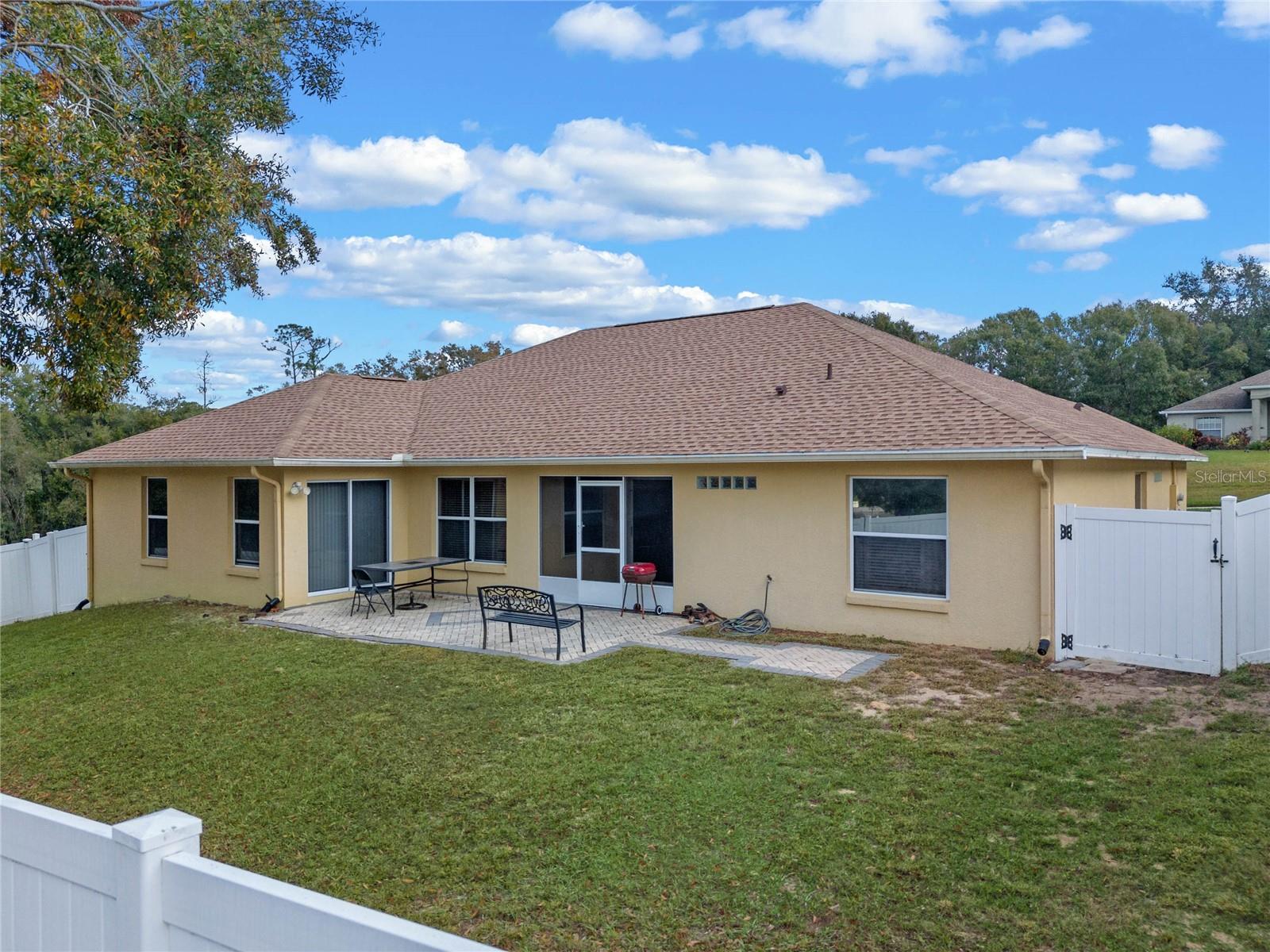 Image 4 of 11 For 847 Cumberland Circle