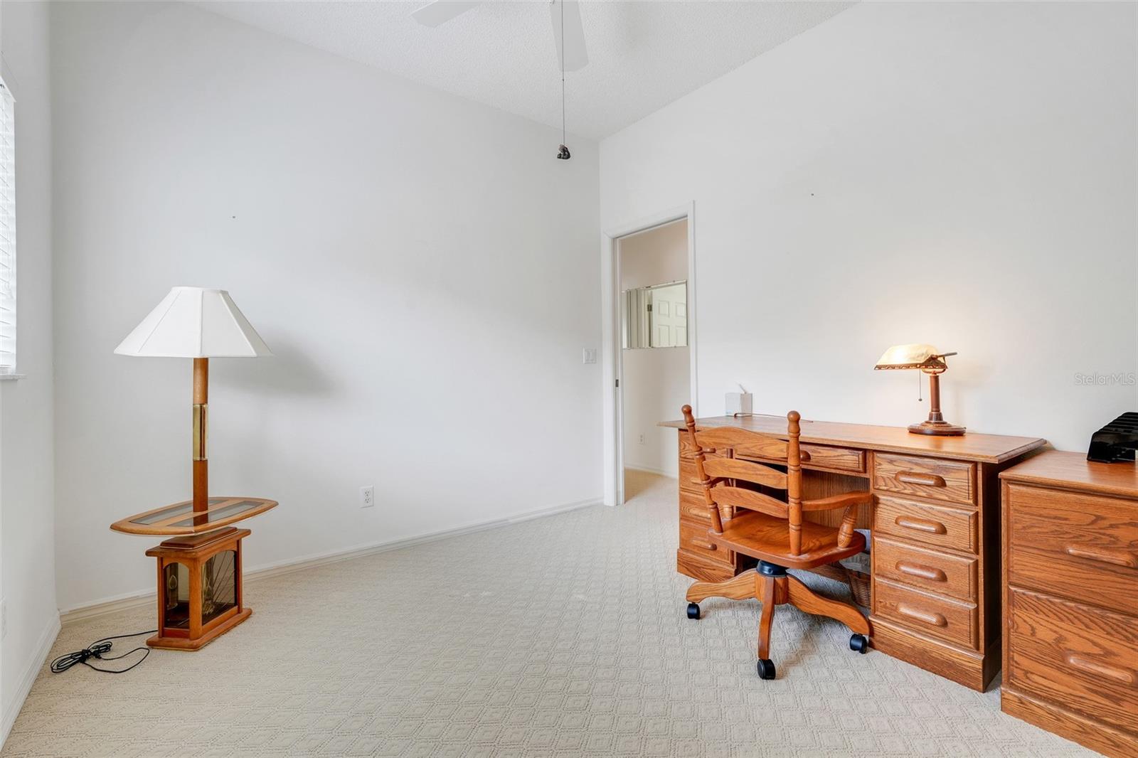 Image 16 of 37 For 21226 Royal St Georges Lane