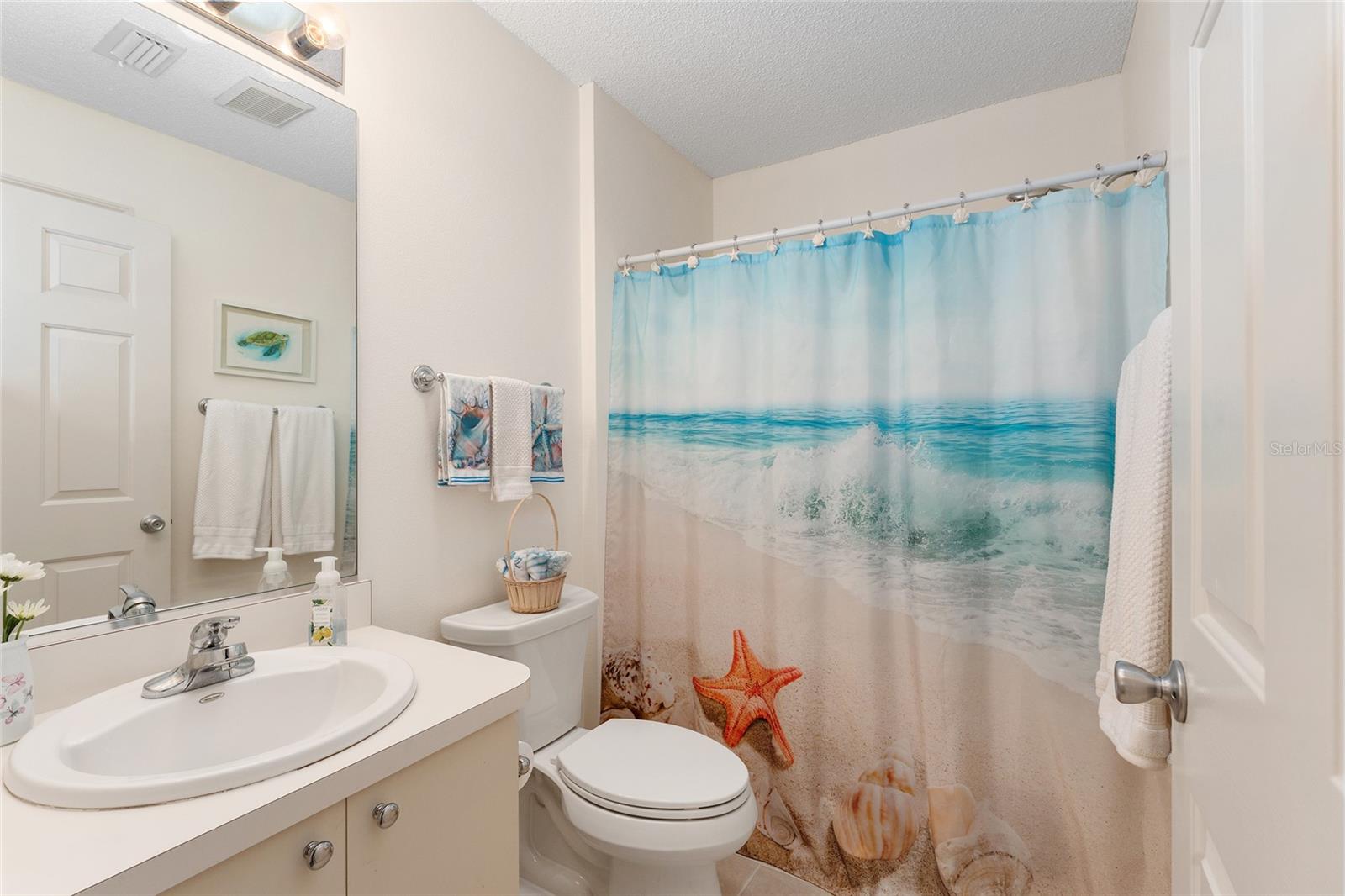 Image 30 of 53 For 965 Eastmont Court