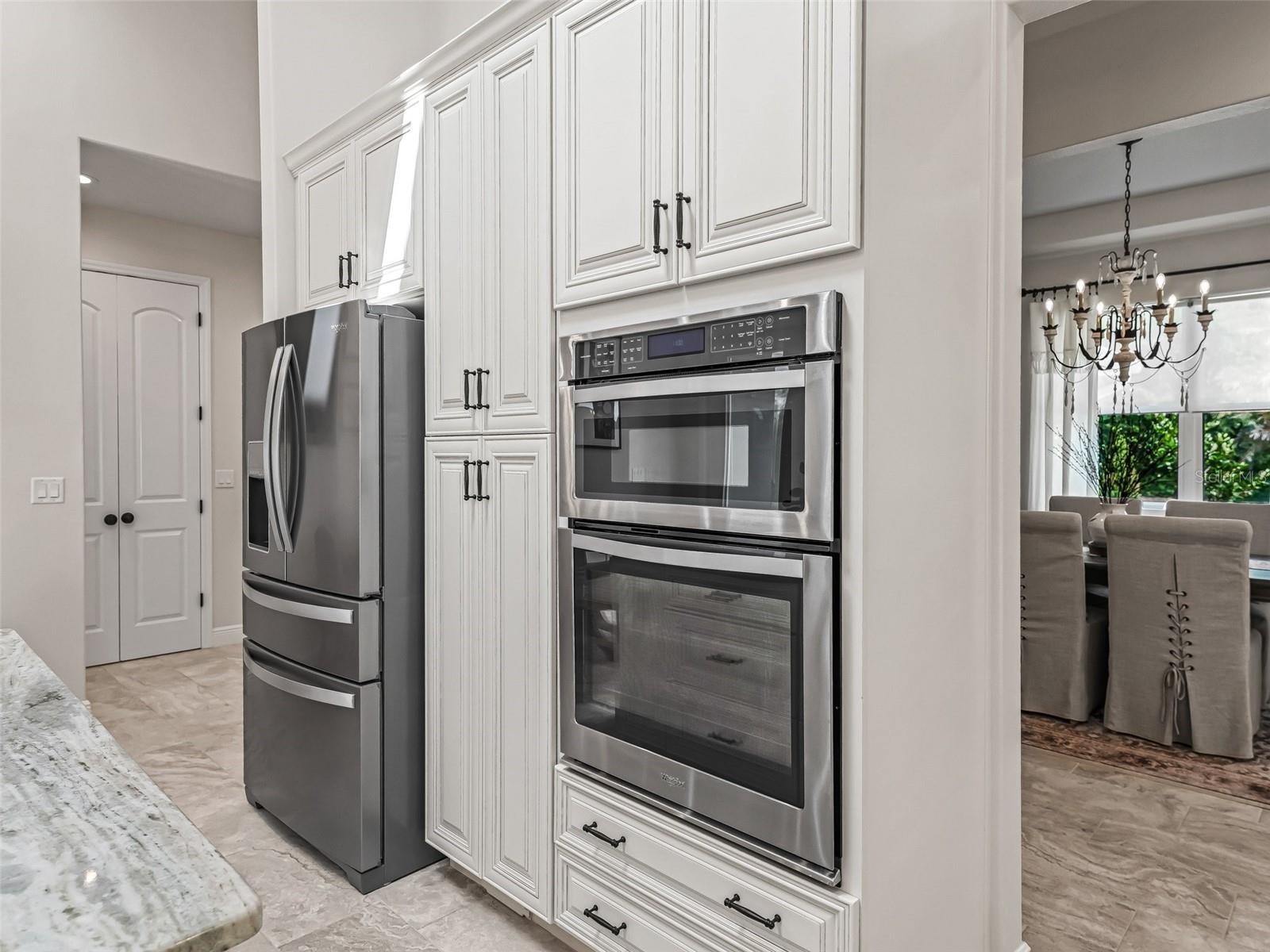 Image 9 of 52 For 563 Dowling Circle