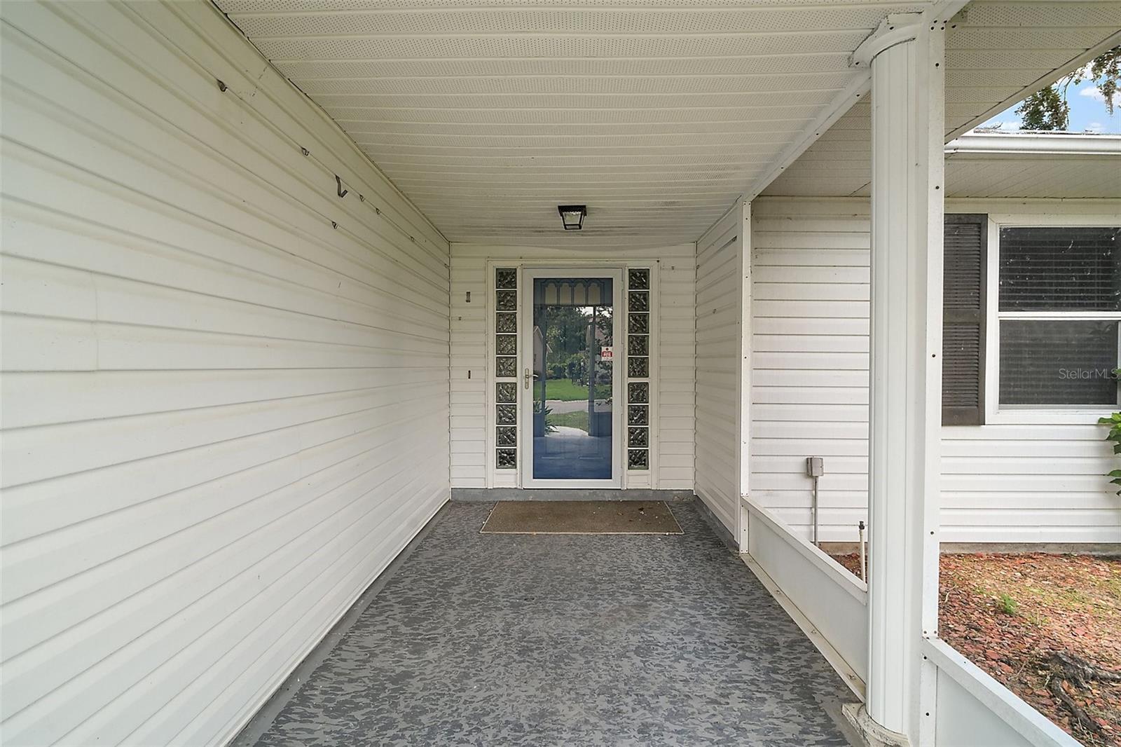 Image 3 of 37 For 5618 Rosewall Circle