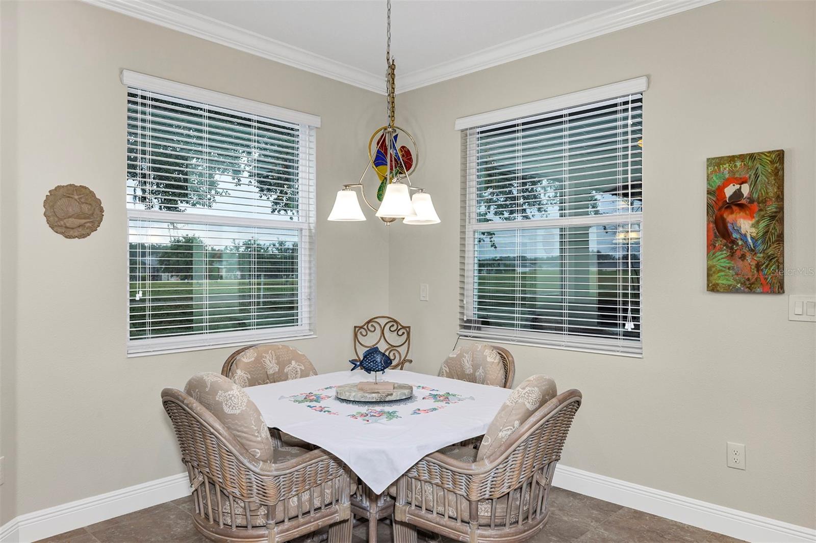 Image 13 of 50 For 3677 Arlington Ridge Boulevard