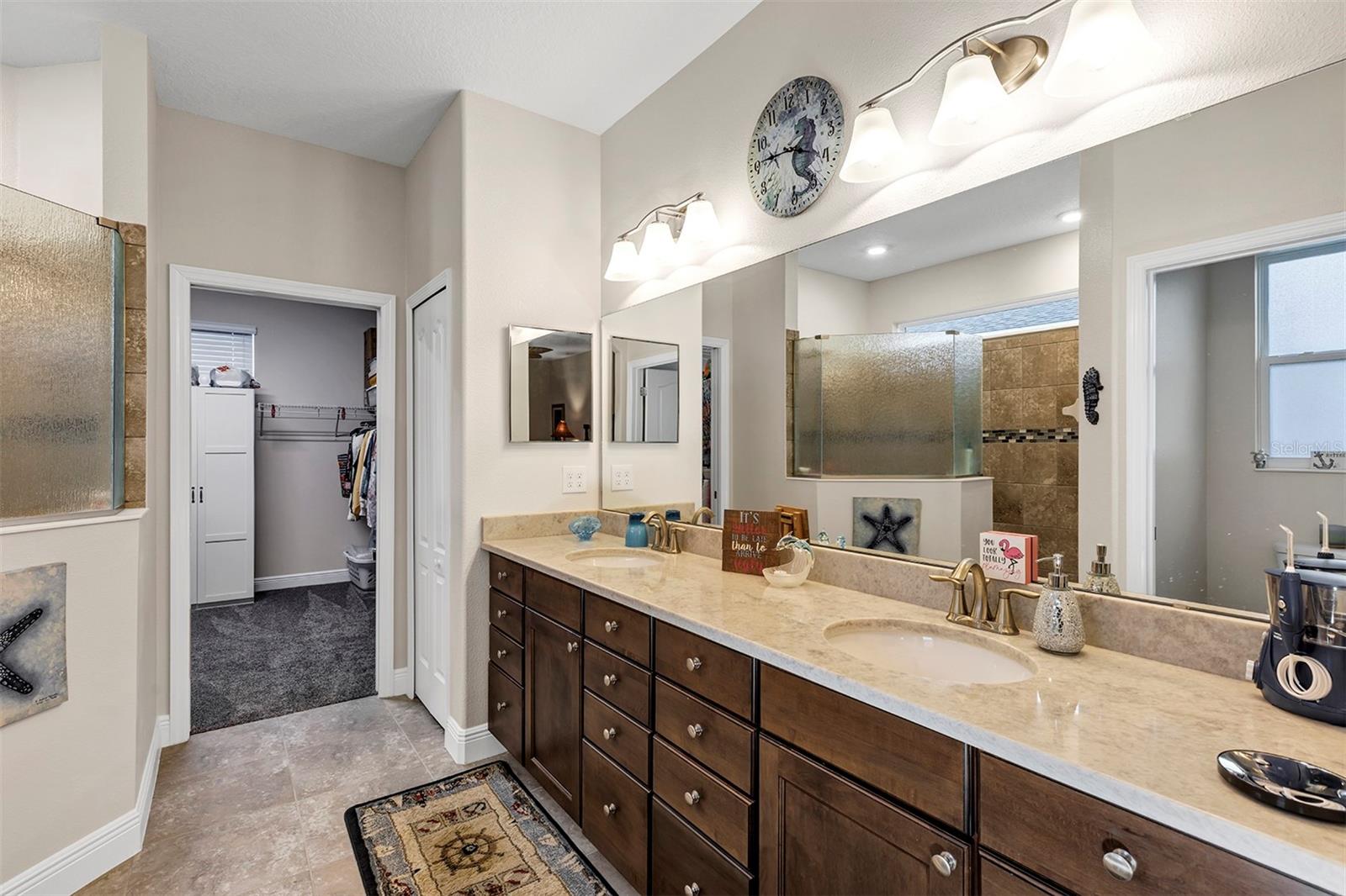 Image 16 of 50 For 3677 Arlington Ridge Boulevard