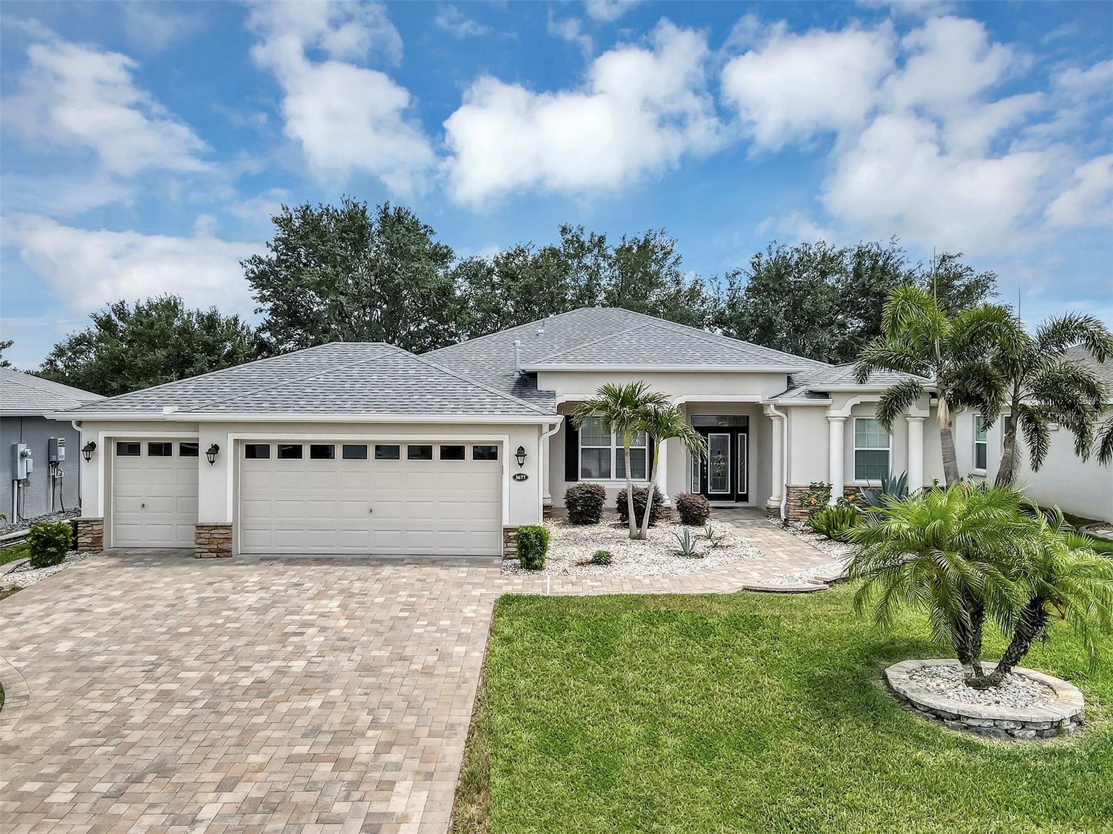 Image 2 of 50 For 3677 Arlington Ridge Boulevard