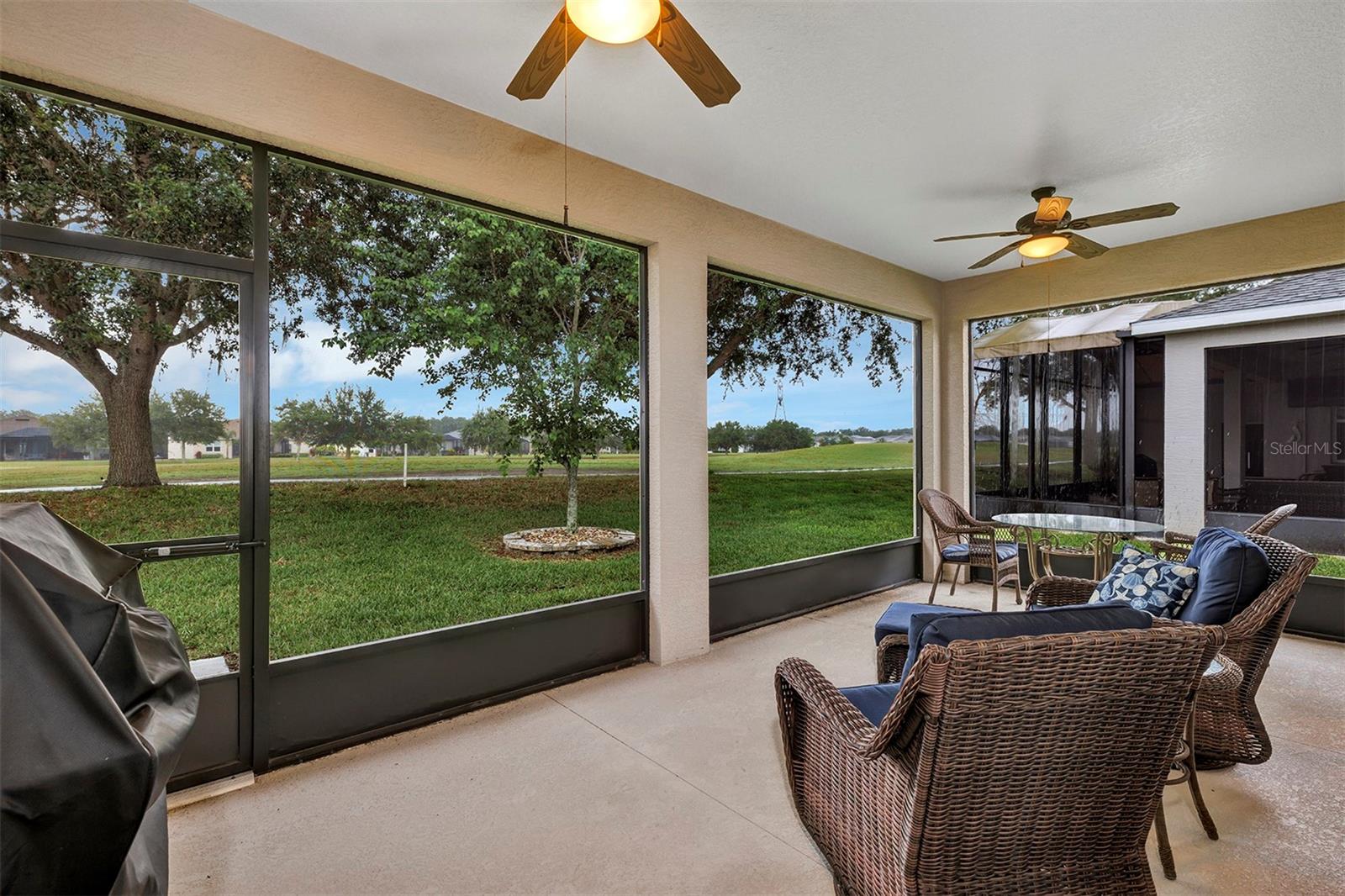 Image 24 of 50 For 3677 Arlington Ridge Boulevard