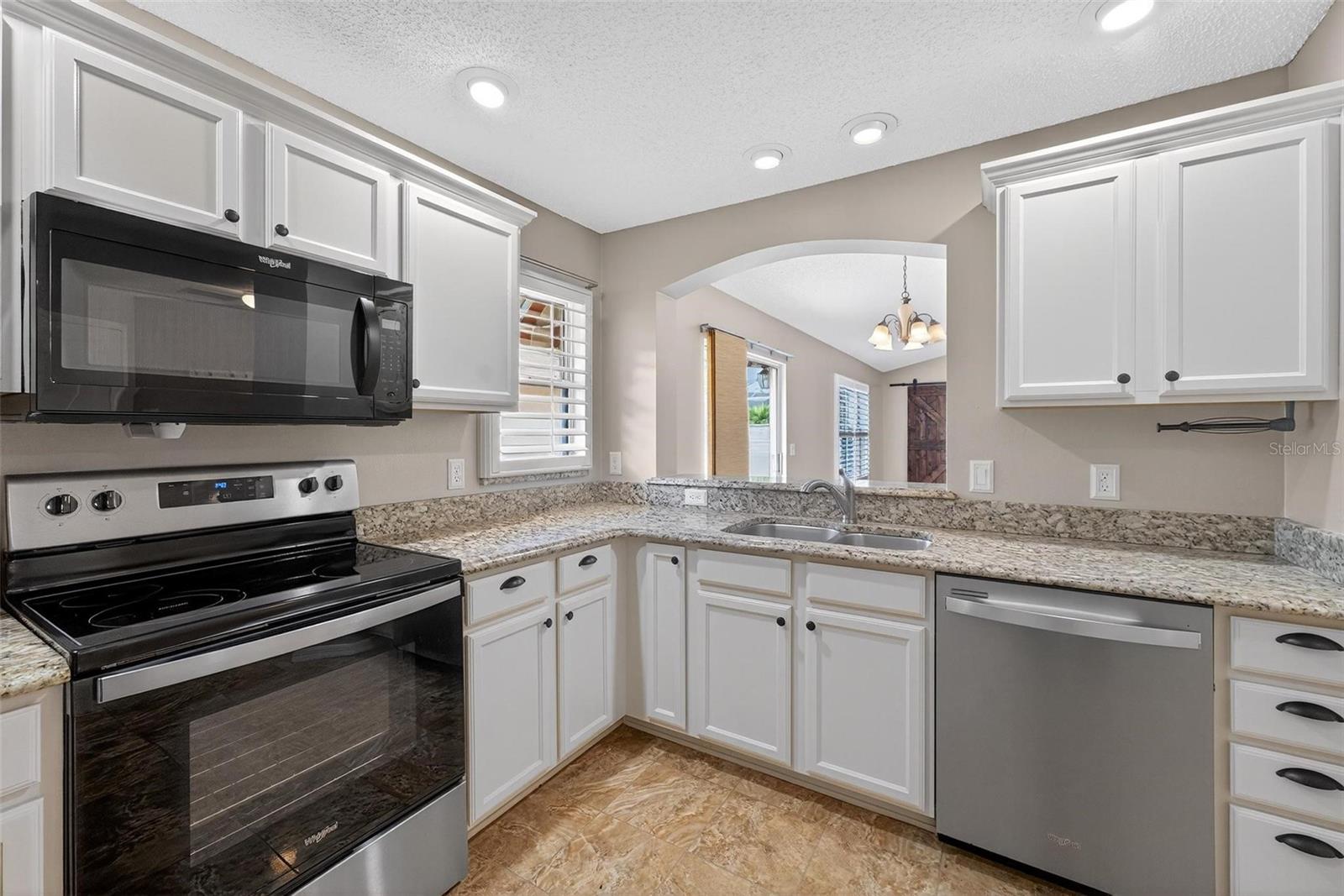 Image 12 of 47 For 2744 Gresham Avenue