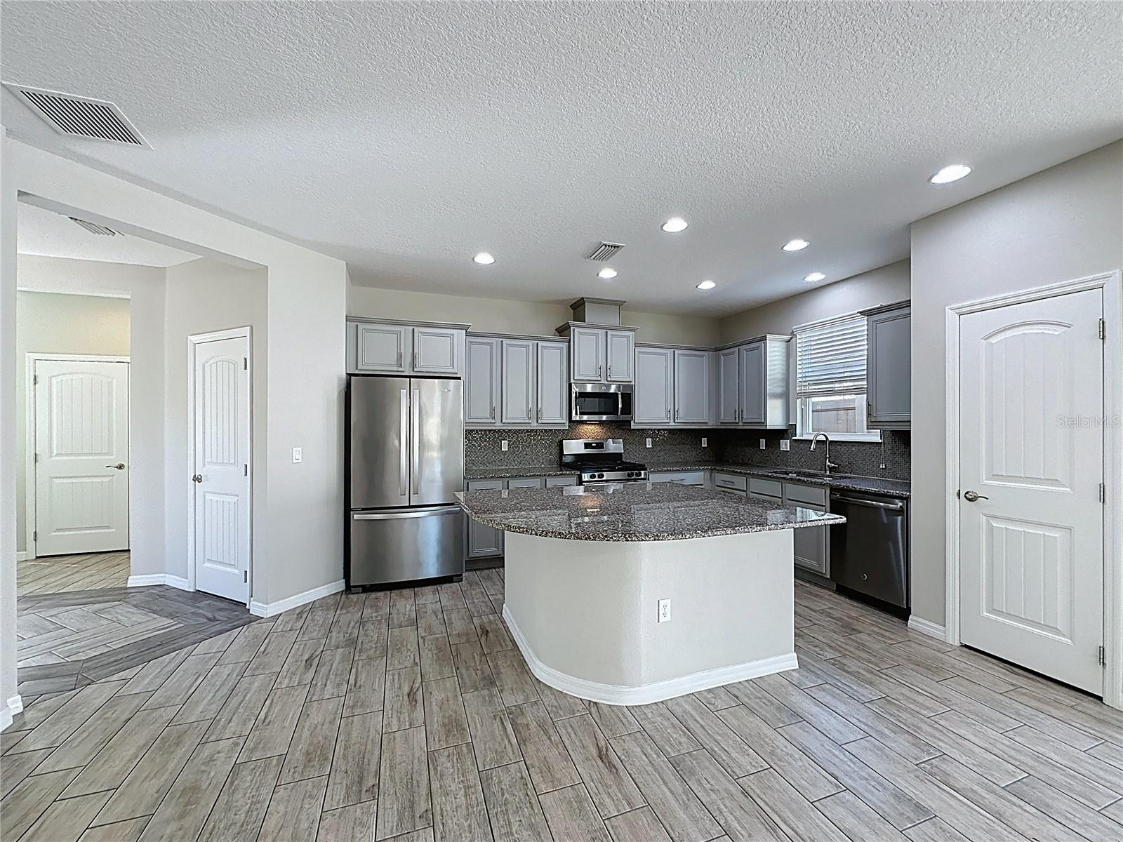 Image 14 of 87 For 329 Alcove Drive
