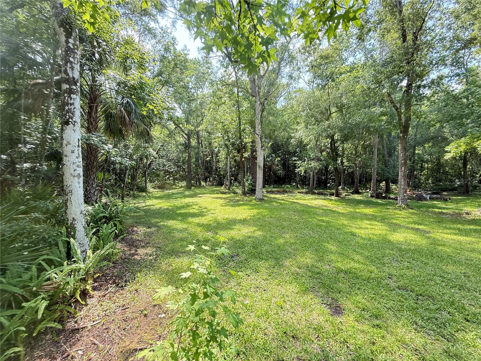 Image 18 of 20 For 606 Hamilton Drive