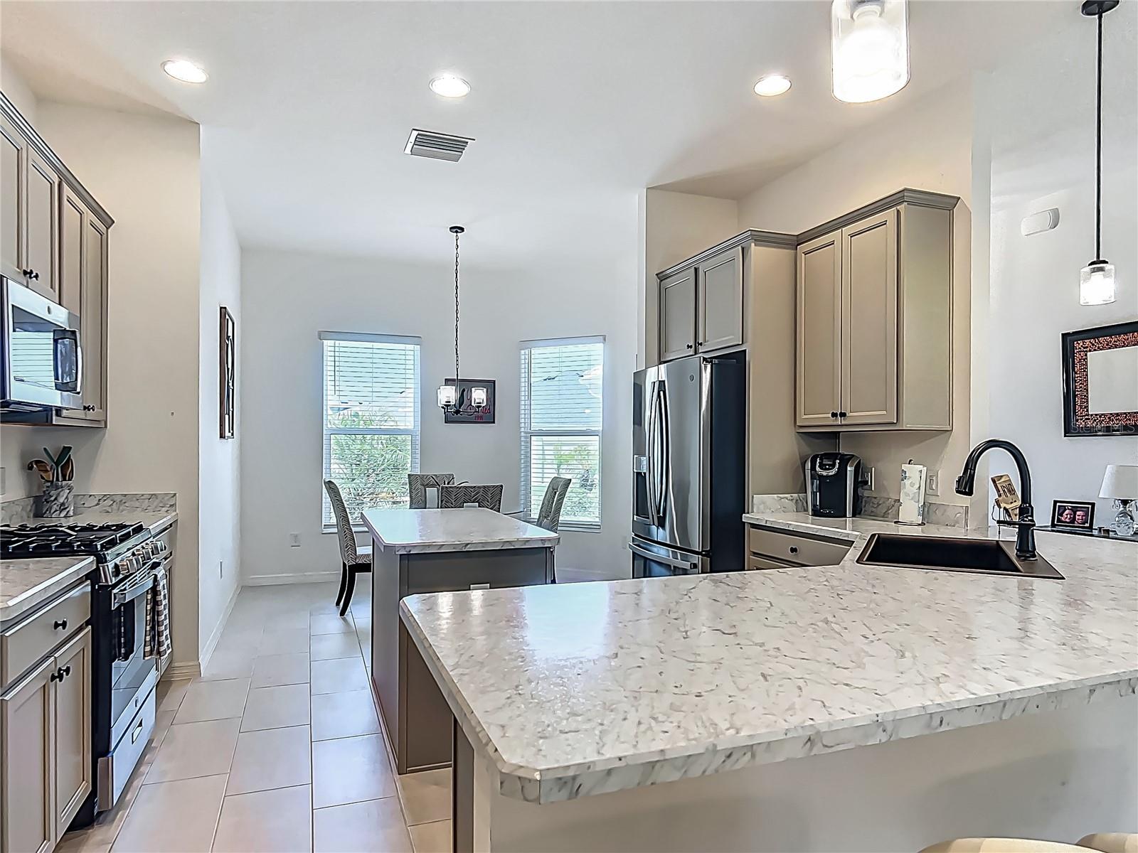 Image 12 of 60 For 3138 Aurea Place