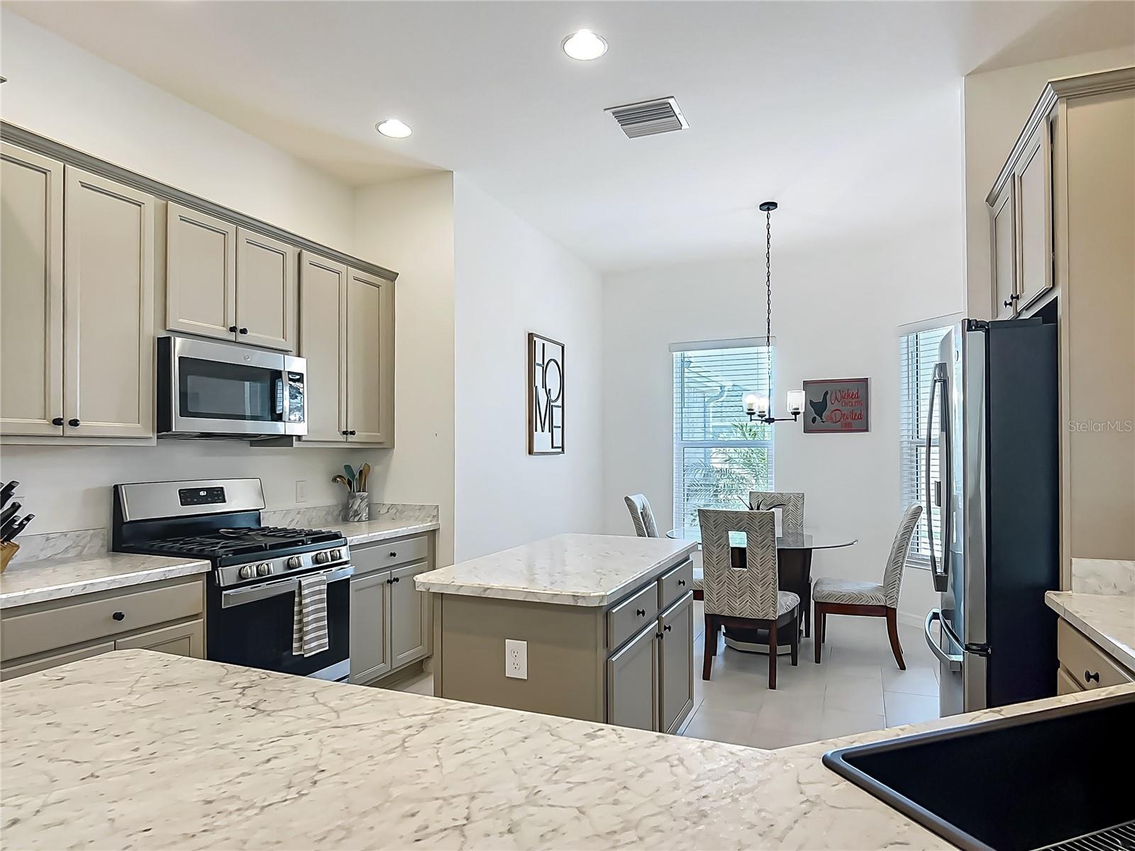 Image 13 of 60 For 3138 Aurea Place