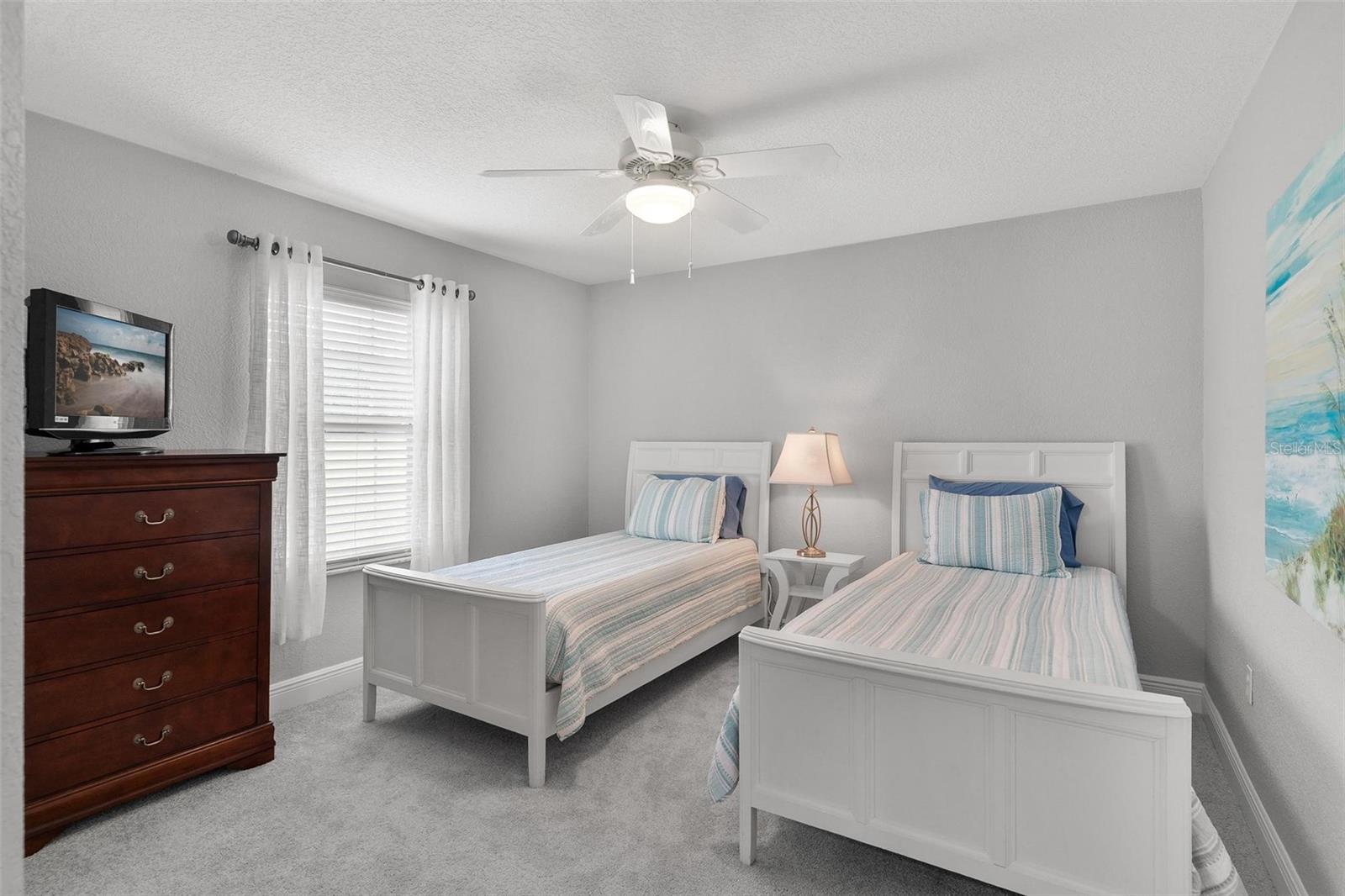 Image 31 of 47 For 5400 Saddleback Court