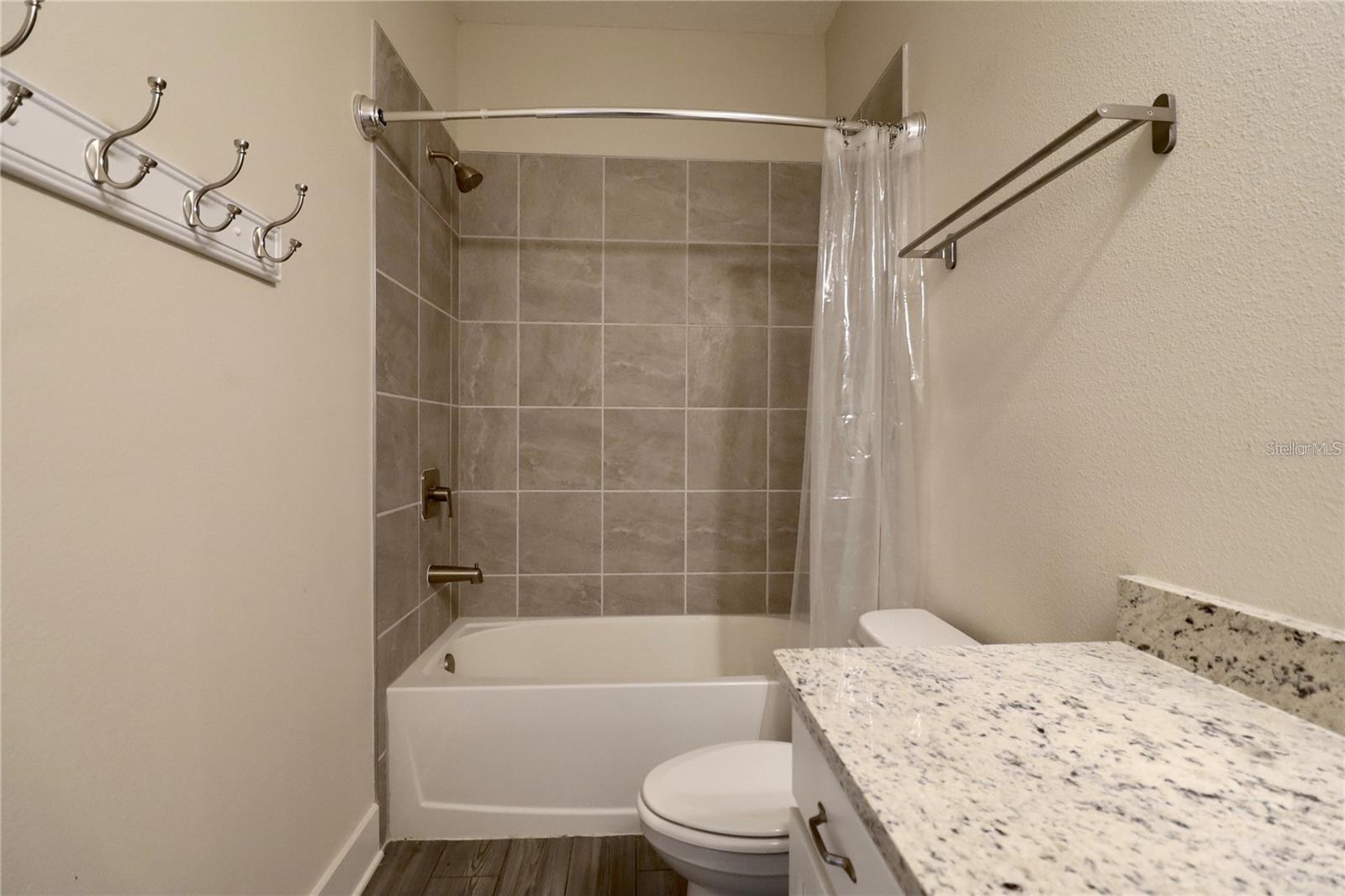 Image 18 of 25 For 7955 Delwin Lane