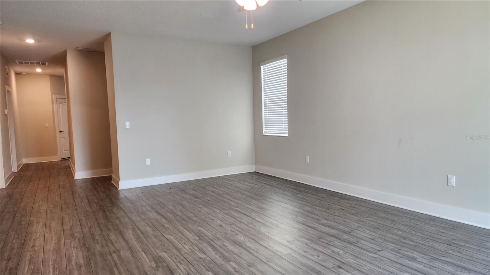 Image 7 of 25 For 7955 Delwin Lane