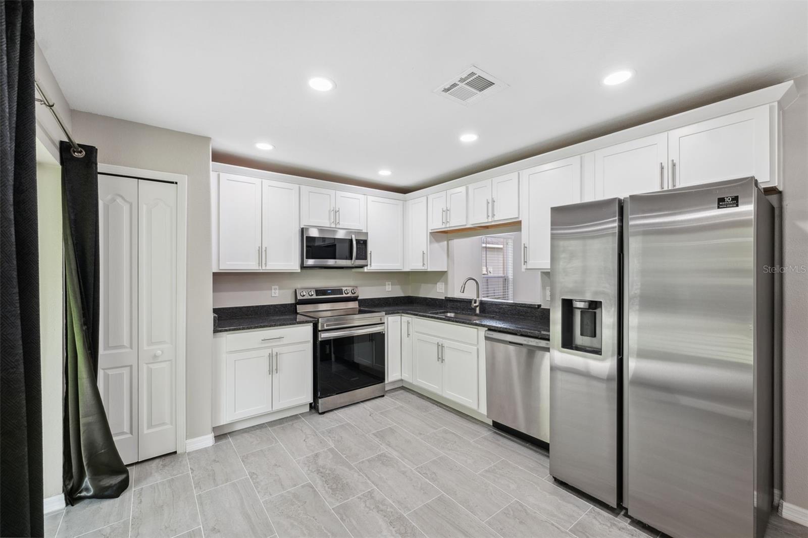 Details for 12534 Chenwood Avenue, HUDSON, FL 34669