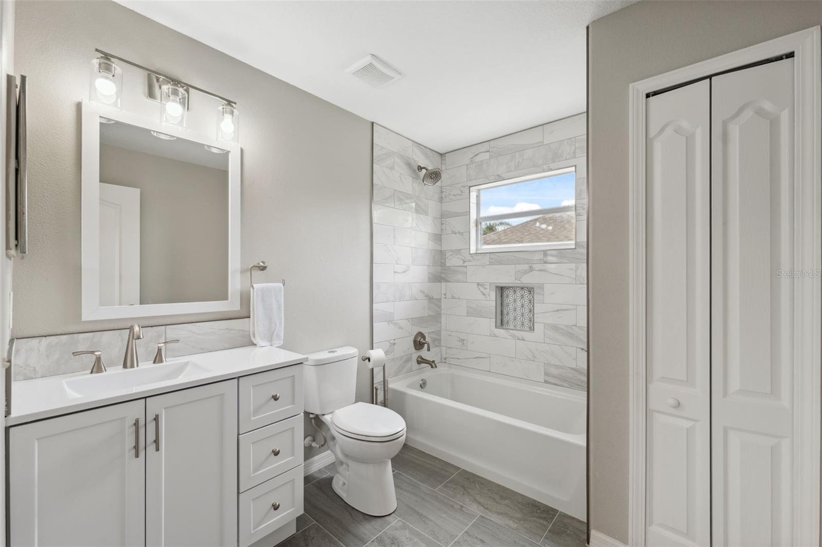 Image 3 of 66 For 12534 Chenwood Avenue
