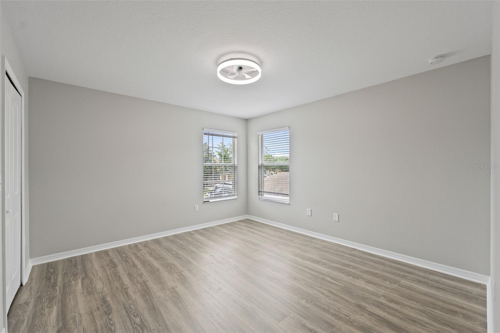 Image 31 of 66 For 12534 Chenwood Avenue