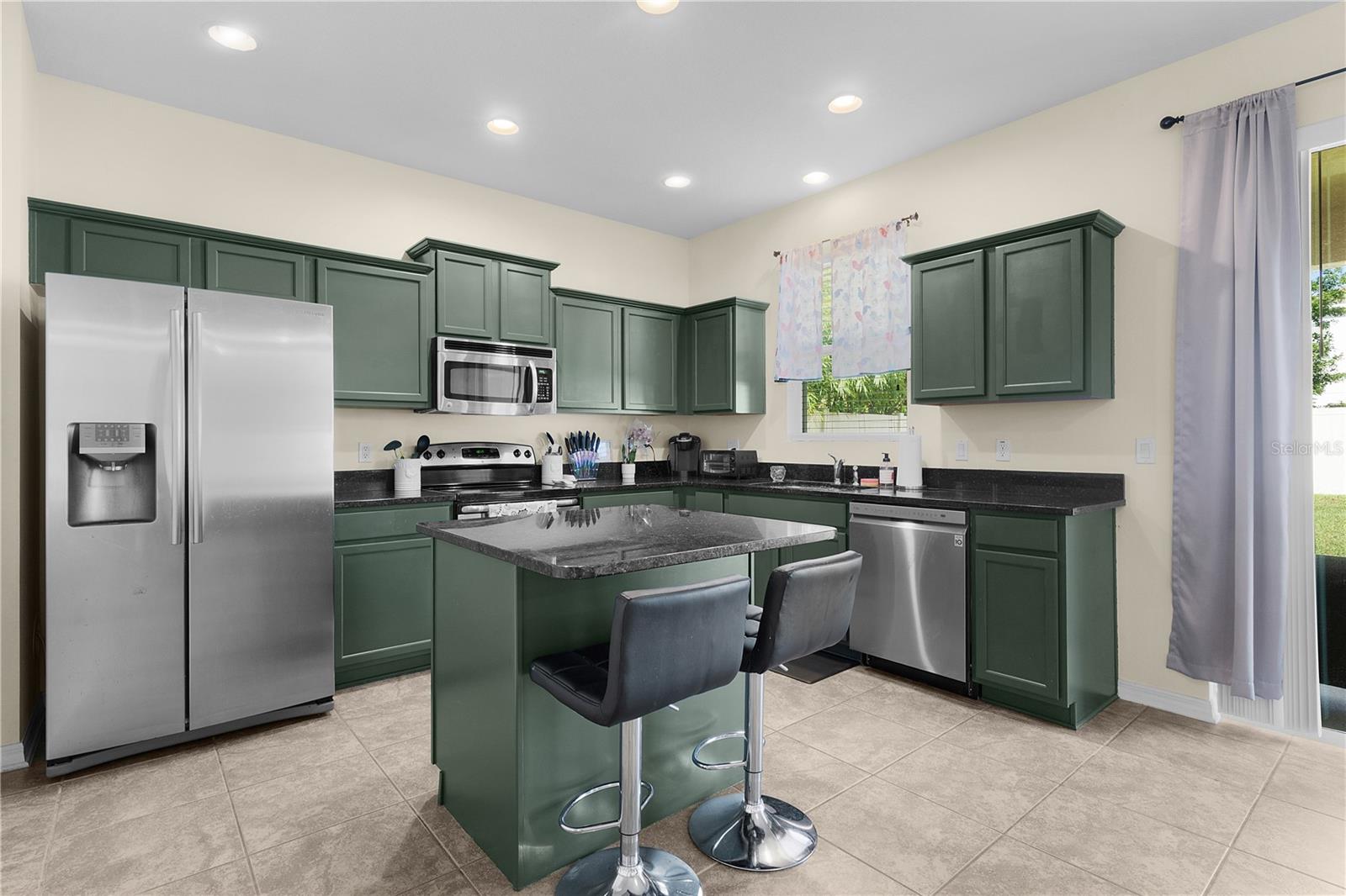 Image 10 of 52 For 422 Rock Springs Circle