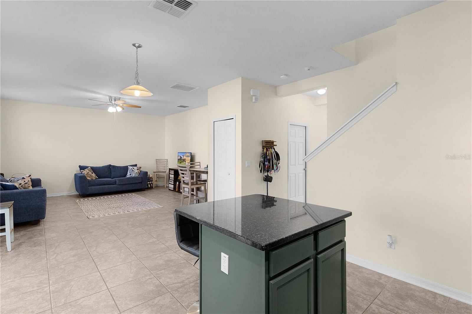 Image 14 of 52 For 422 Rock Springs Circle