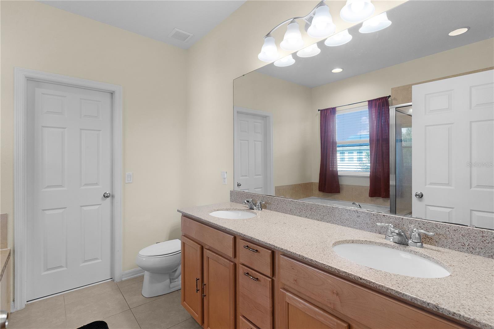 Image 33 of 52 For 422 Rock Springs Circle