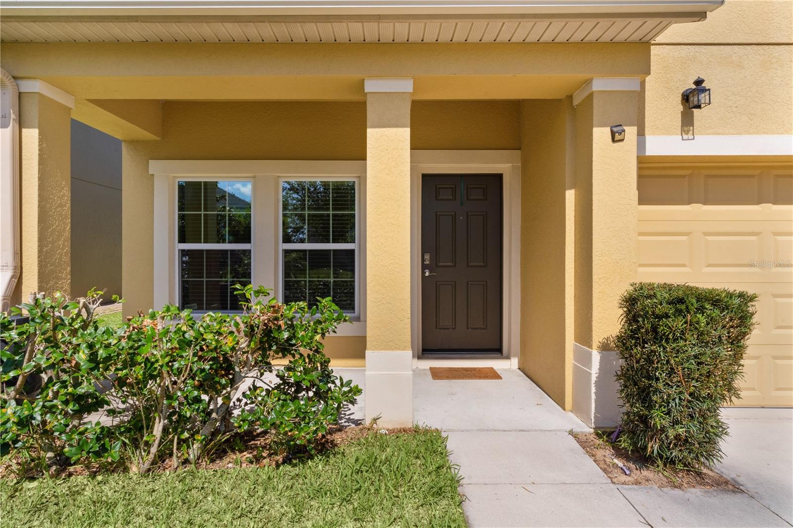 Image 6 of 52 For 422 Rock Springs Circle