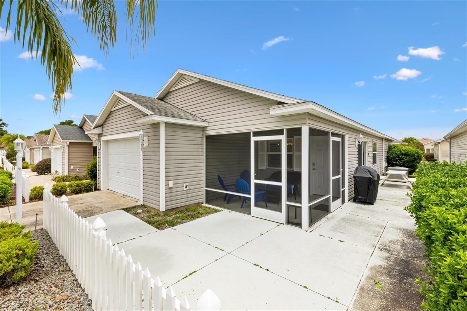 Image 2 of 35 For 2457 Upton Street