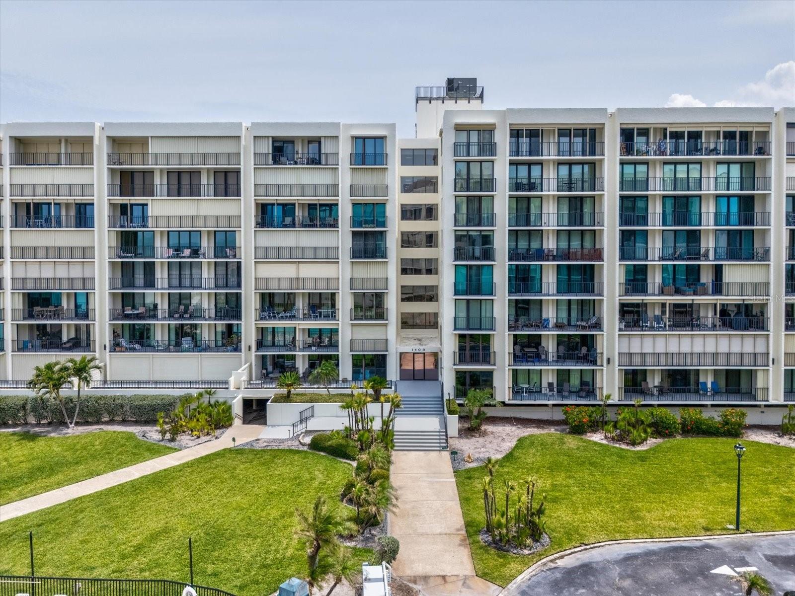 Image 63 of 70 For 1400 Gulf Boulevard 701