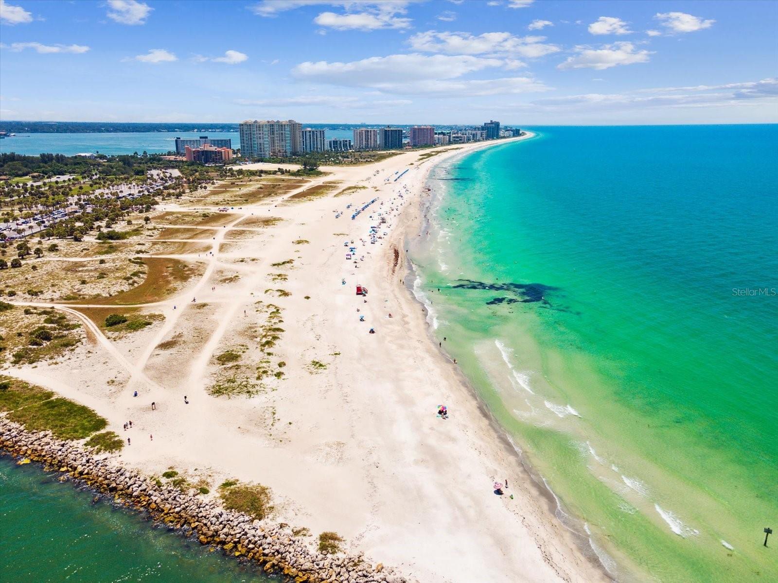 Image 68 of 70 For 1400 Gulf Boulevard 701