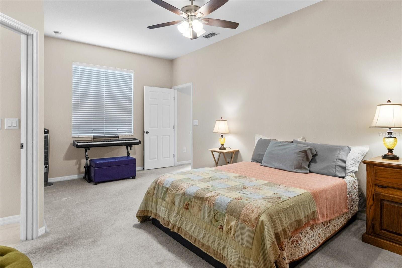 Image 25 of 45 For 9273 Rhine Way