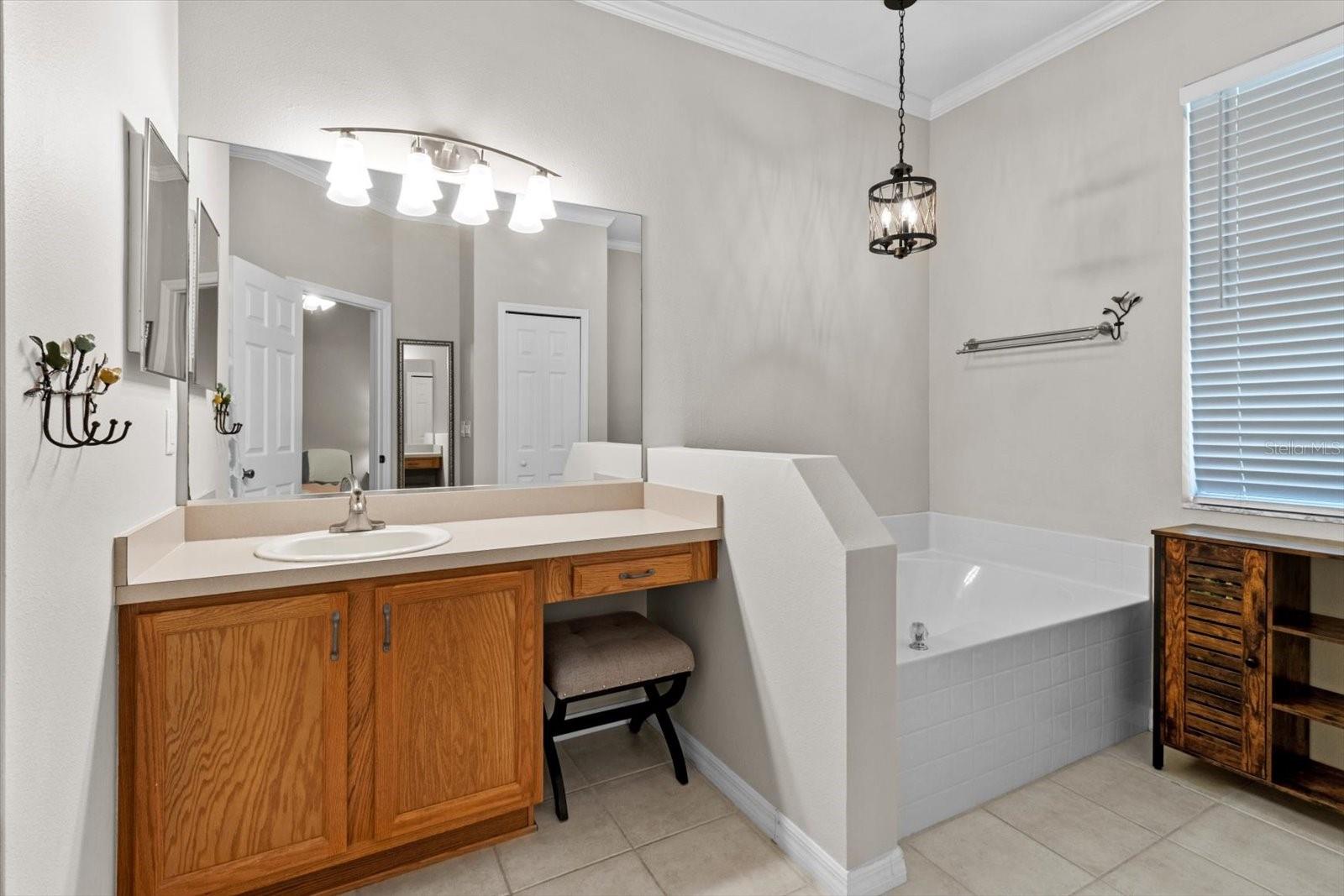 Image 27 of 45 For 9273 Rhine Way