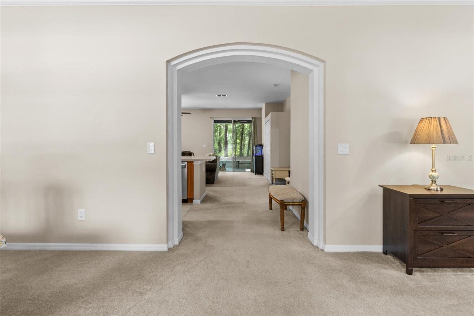Image 6 of 45 For 9273 Rhine Way